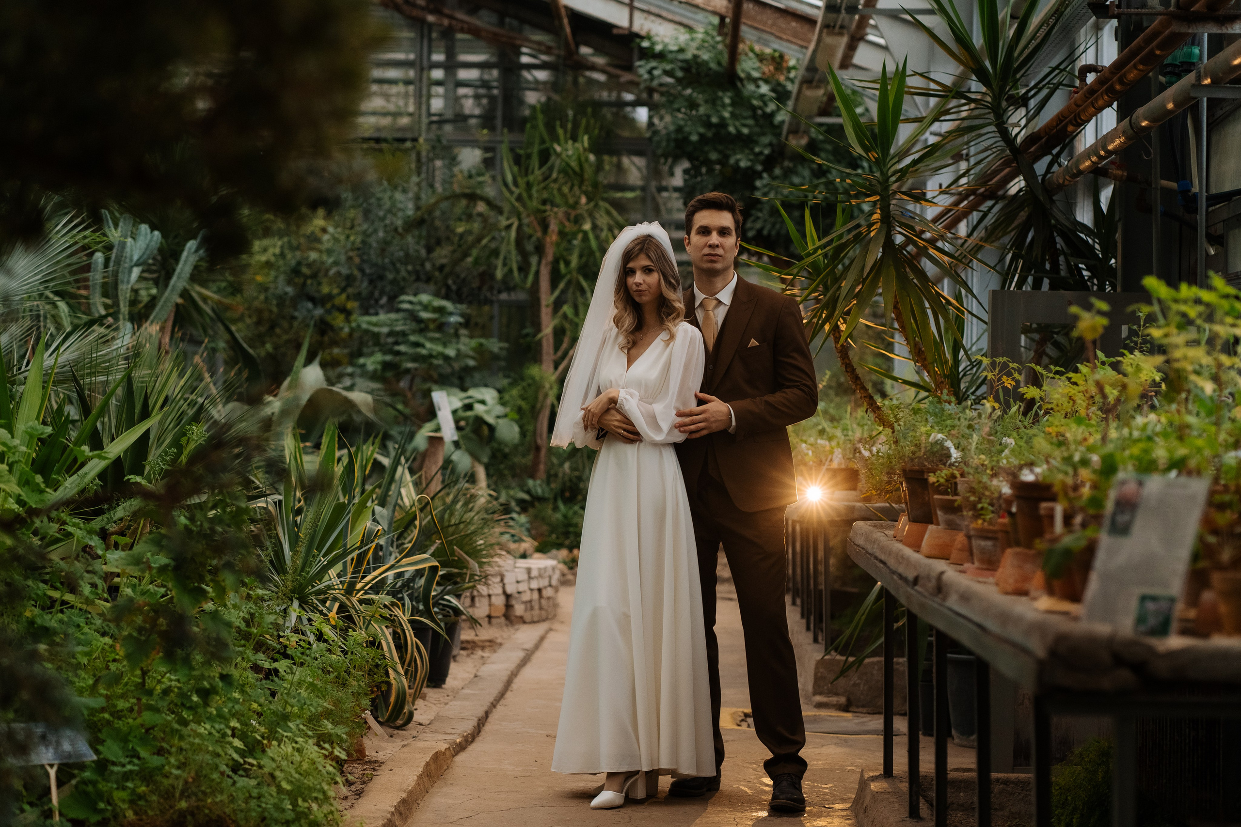 Свадебная фотосессия в оранжерее, Москва. Свадебный фотограф в Москве Анна Полушина