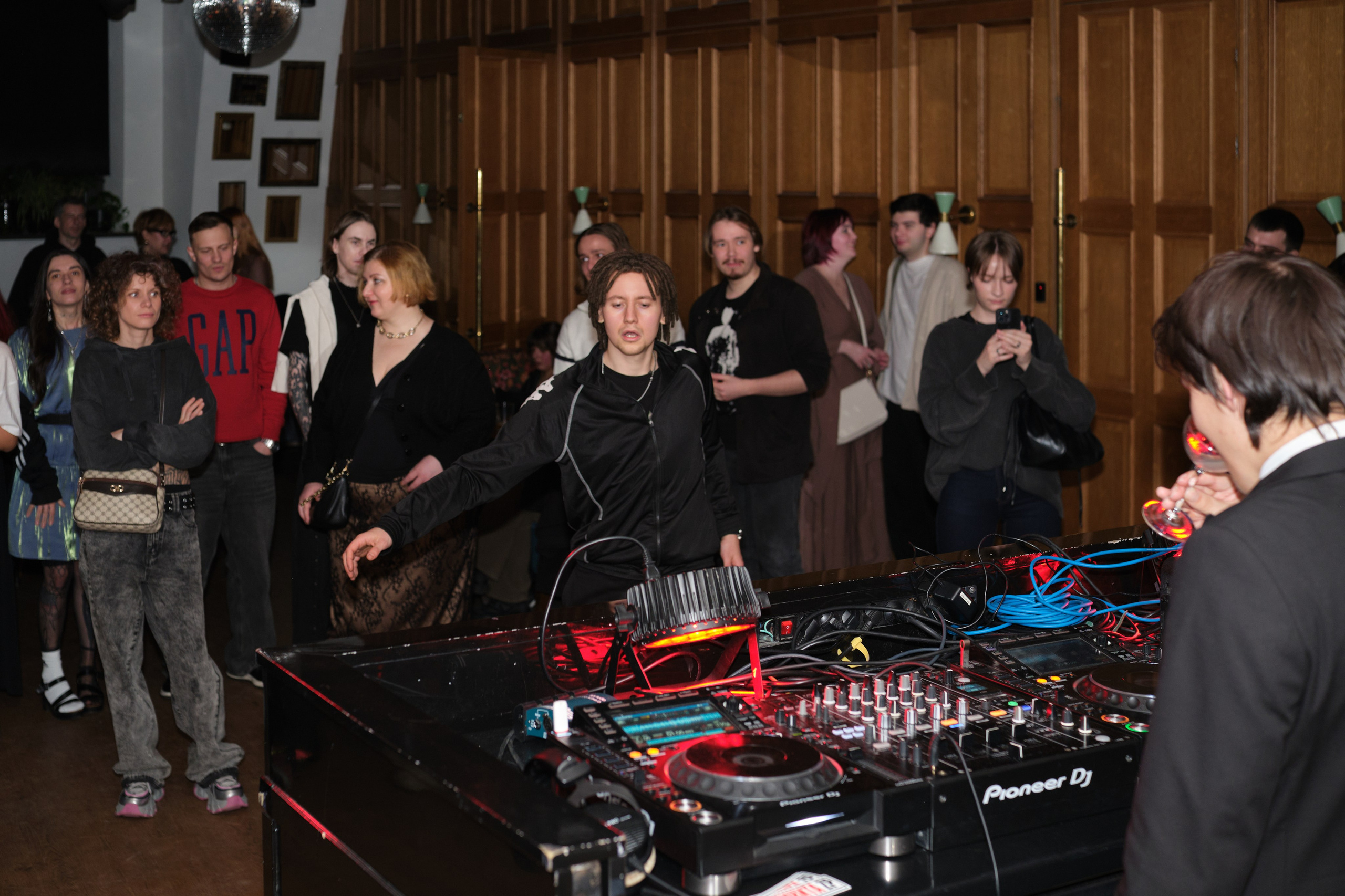 Клубный репортаж в Санкт-Петербурге | Филипп Линзин. Репортажный и портретный фотограф в Санкт-Петербурге Филипп Линзин