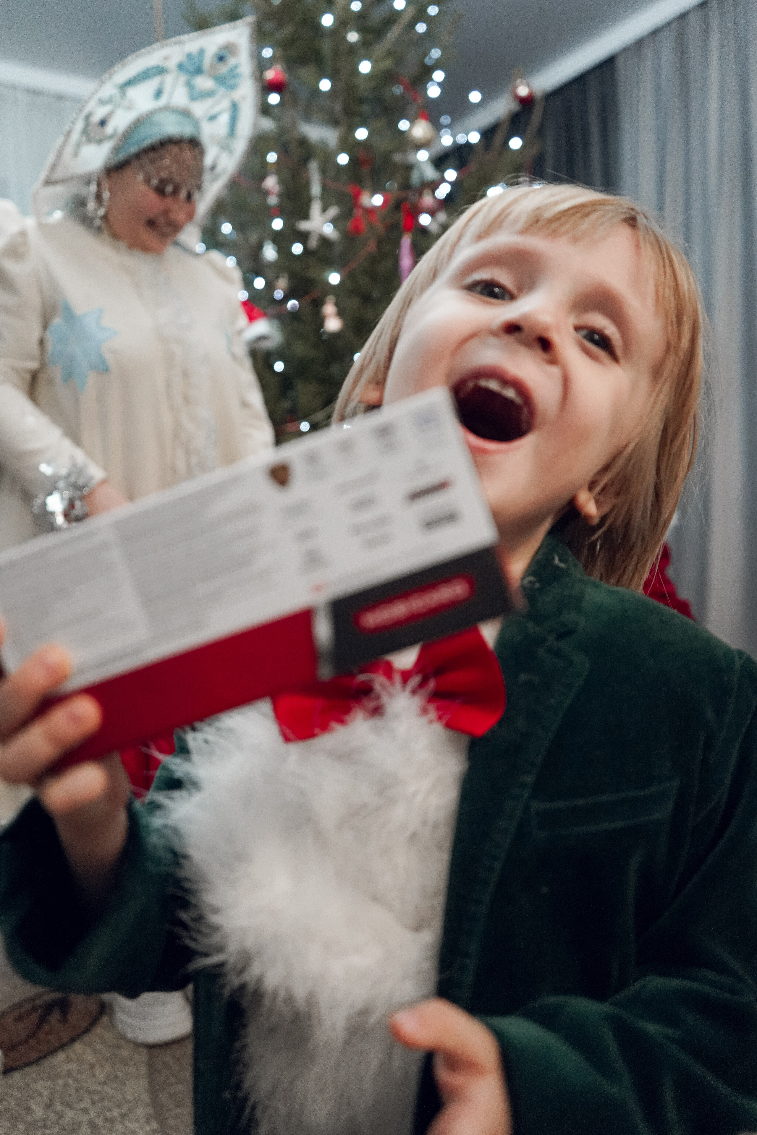 Поздравление Дедушки мороза и Снегурочки. Фотограф в Сочи Марина Барс