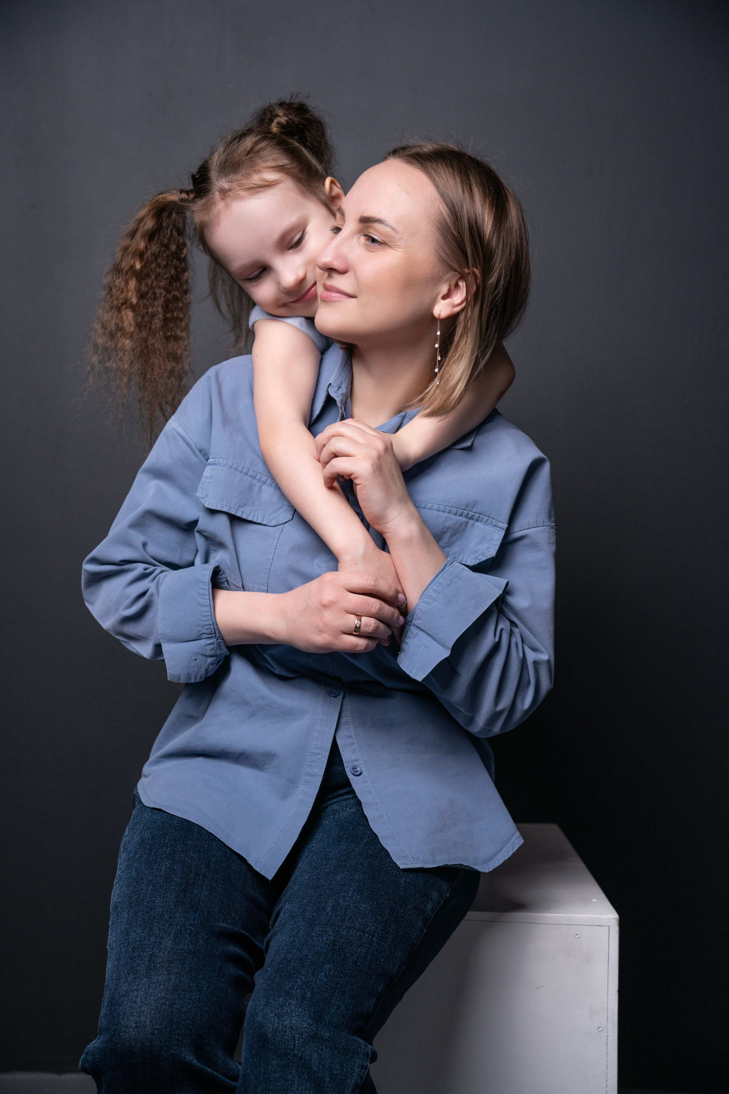 Семейная съемка в студии фотографа. Семейный фотограф в Омске Александра Яровикова