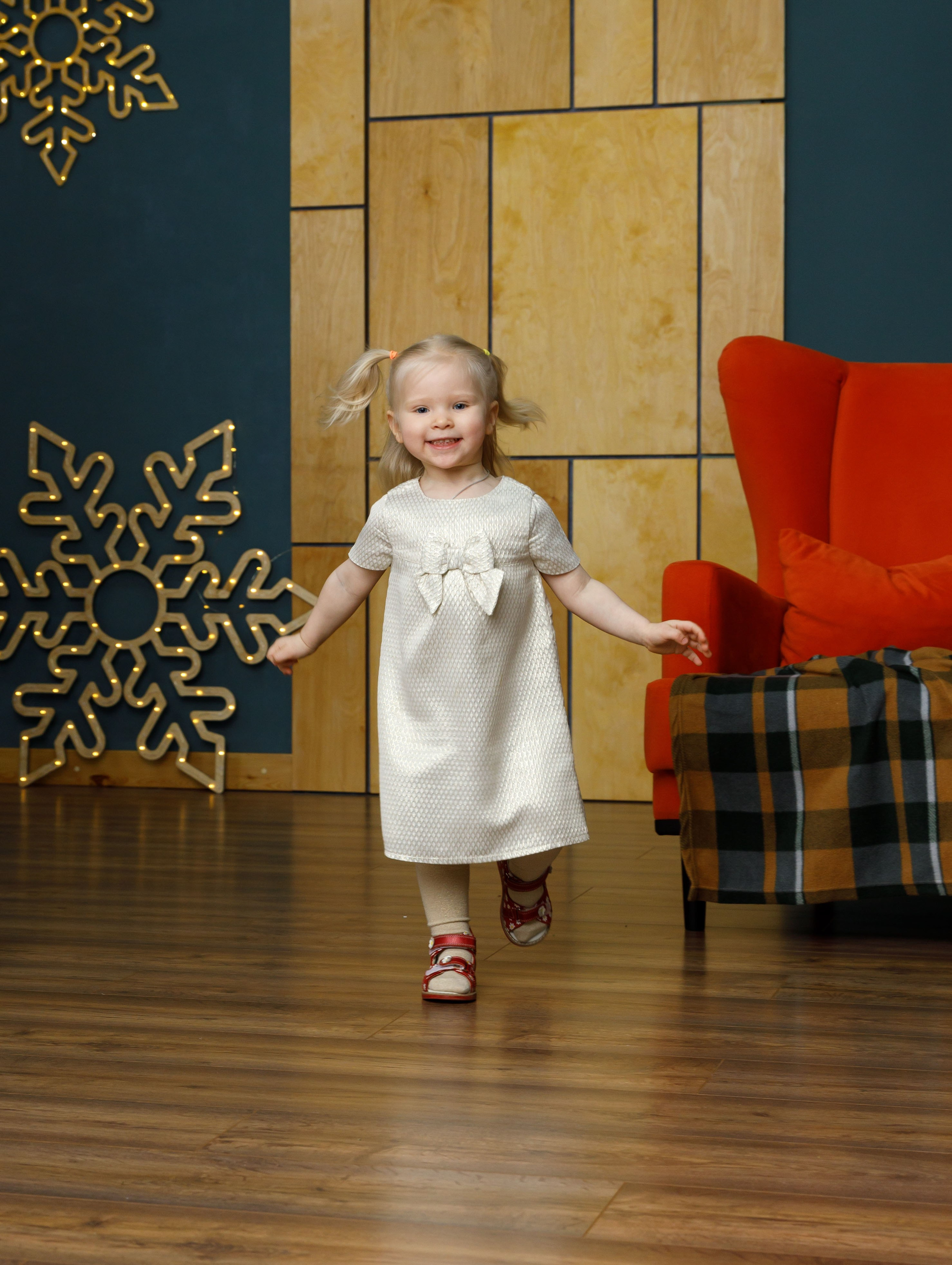 Фотосессия Константина, Юлии и Сони. Фотограф Анна Телекаева, выпускные альбомы, семейные и репортажные съемки в Омске