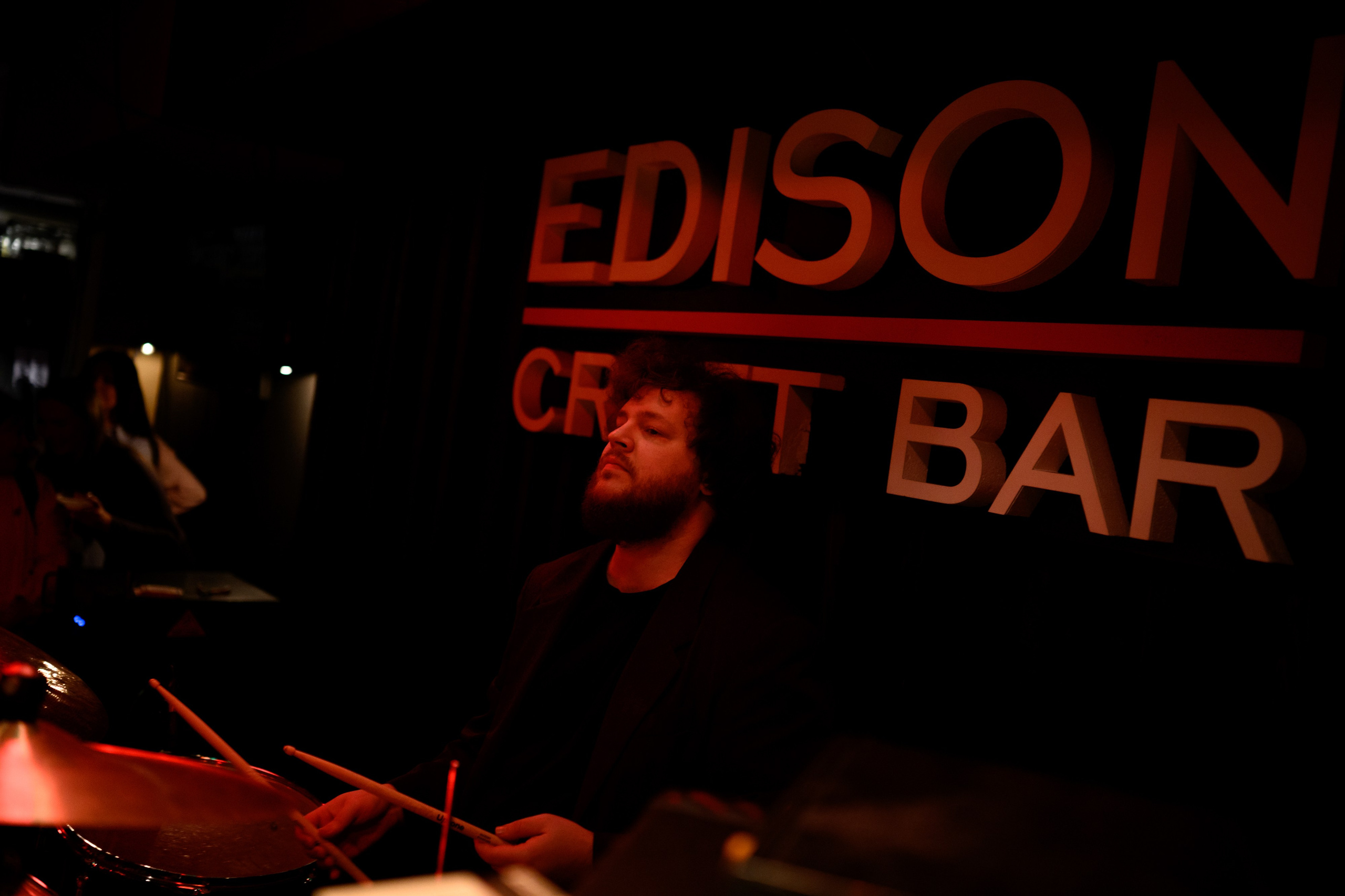 CRAFT BAR EDISON — Диктофон. Свадебный фотограф Иркутск Алексей Шульгин