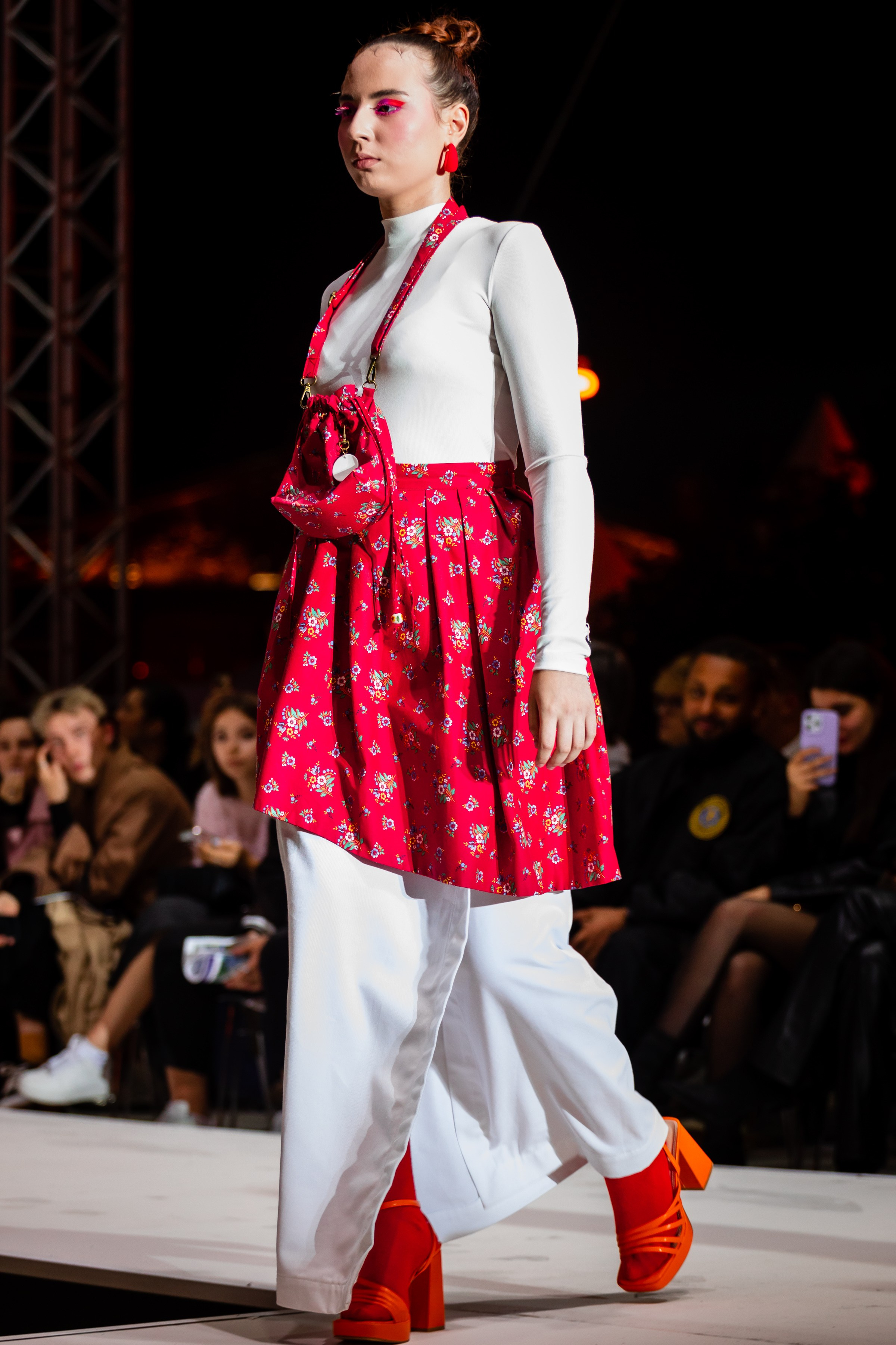 Фото с показа NOVIKOVA DSN и Шуйские ситцы MFW 29.08.25. Фотосессии и репортаж — Фотограф в Москве — Рина Серёгина