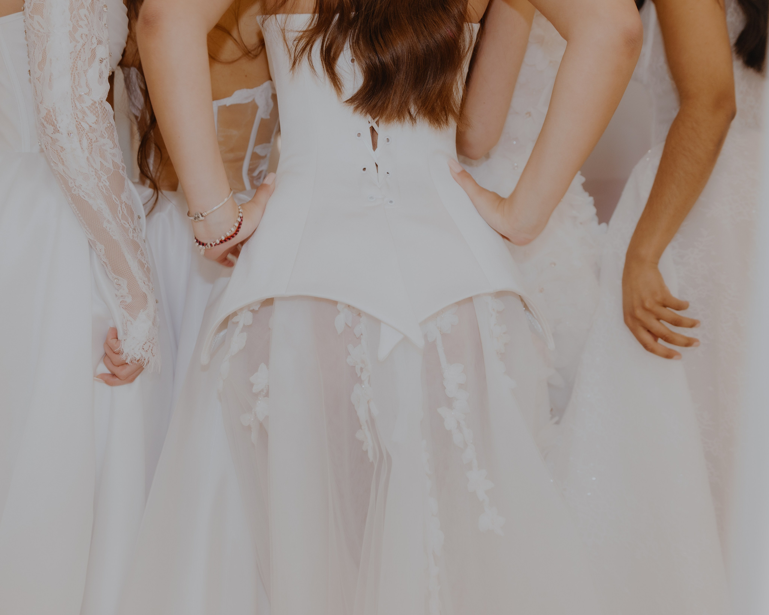 Открытие свадебного салона VISHA. Свадебные фотографы в Гомеле и Минске Сергей и Анастасия Фещенок