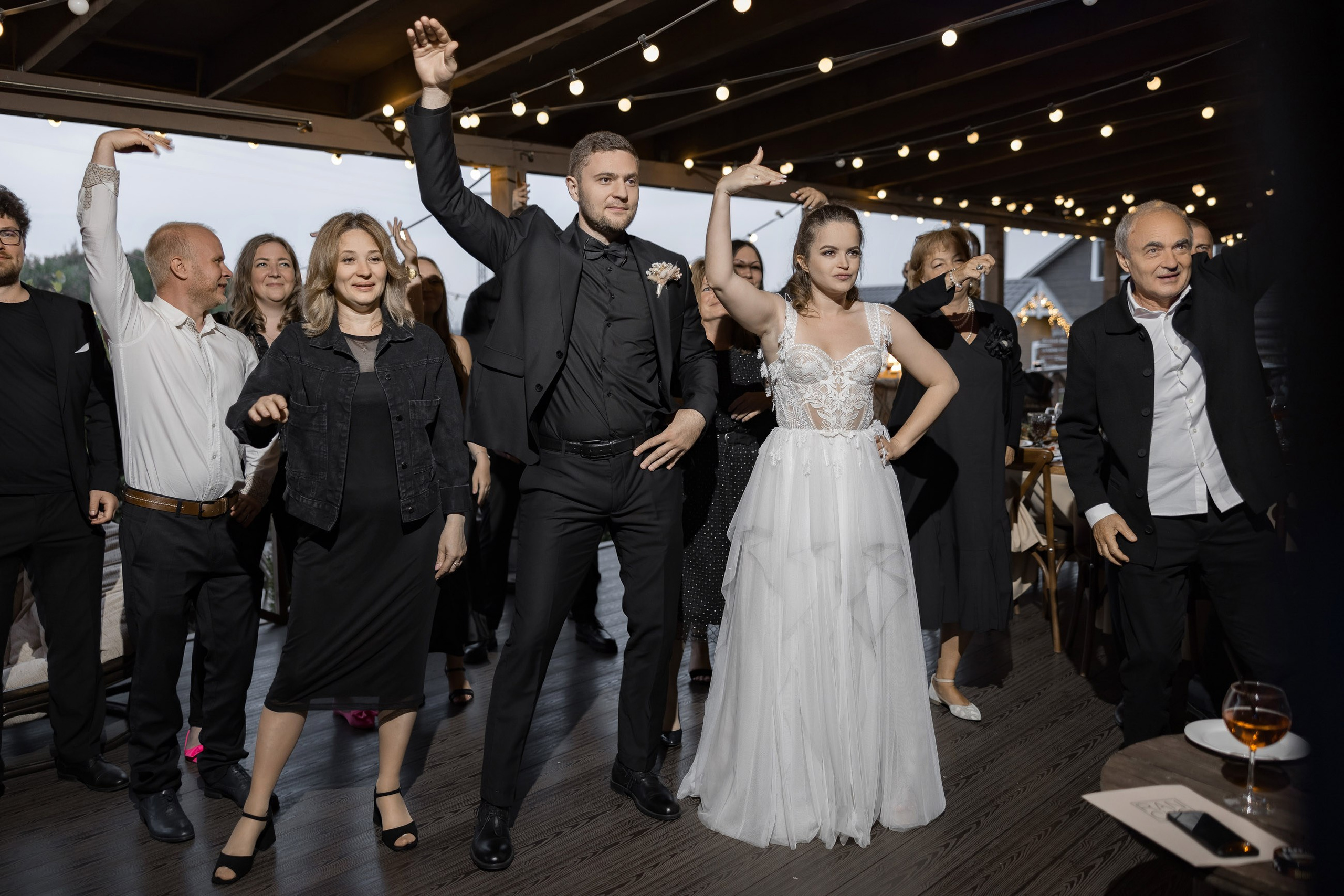 Артем и Вера. Свадебный фотограф и видеограф Юрий и Эля Дубинины