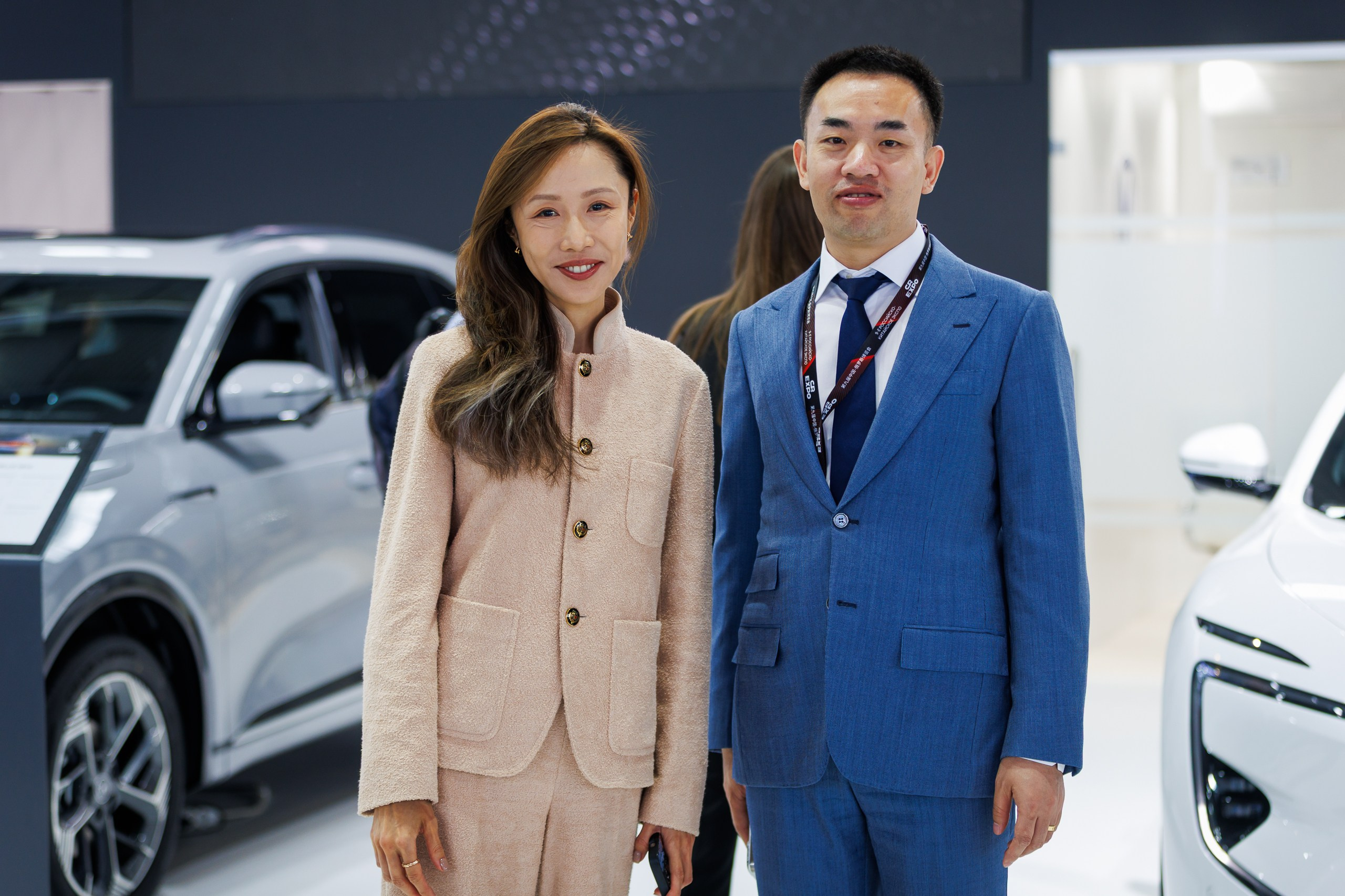 Интерактивный экран или VR-презентация на строительном форуме