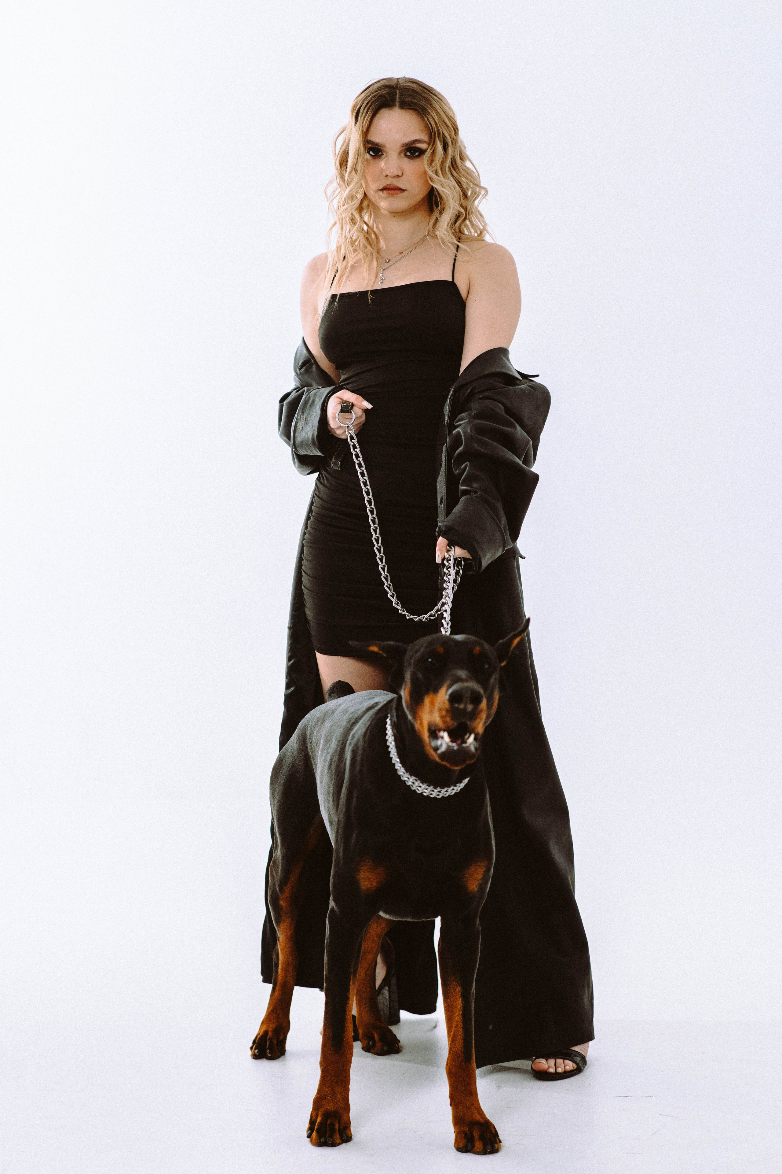 Фотодень с доберманом