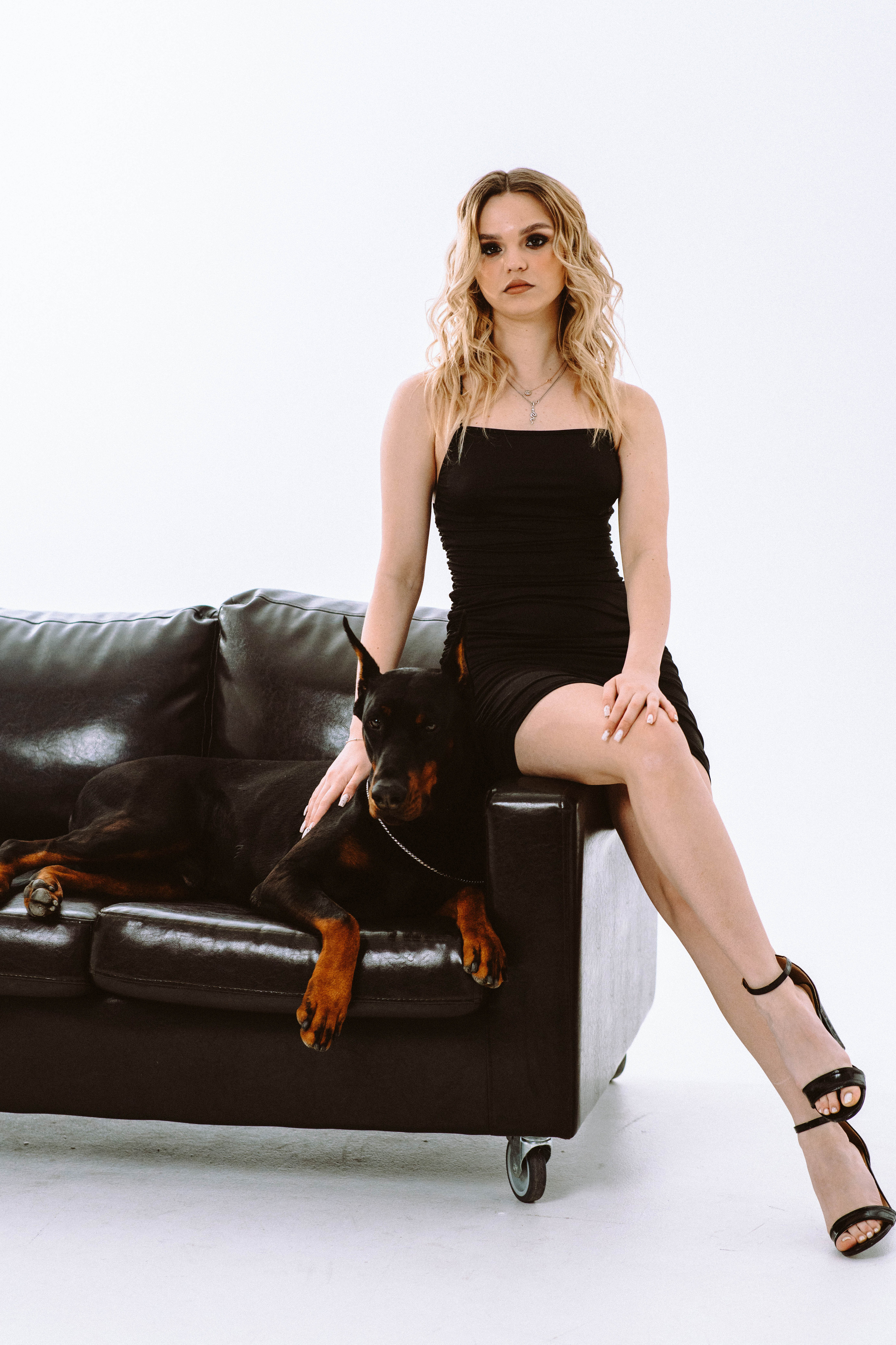 Фотодень с доберманом