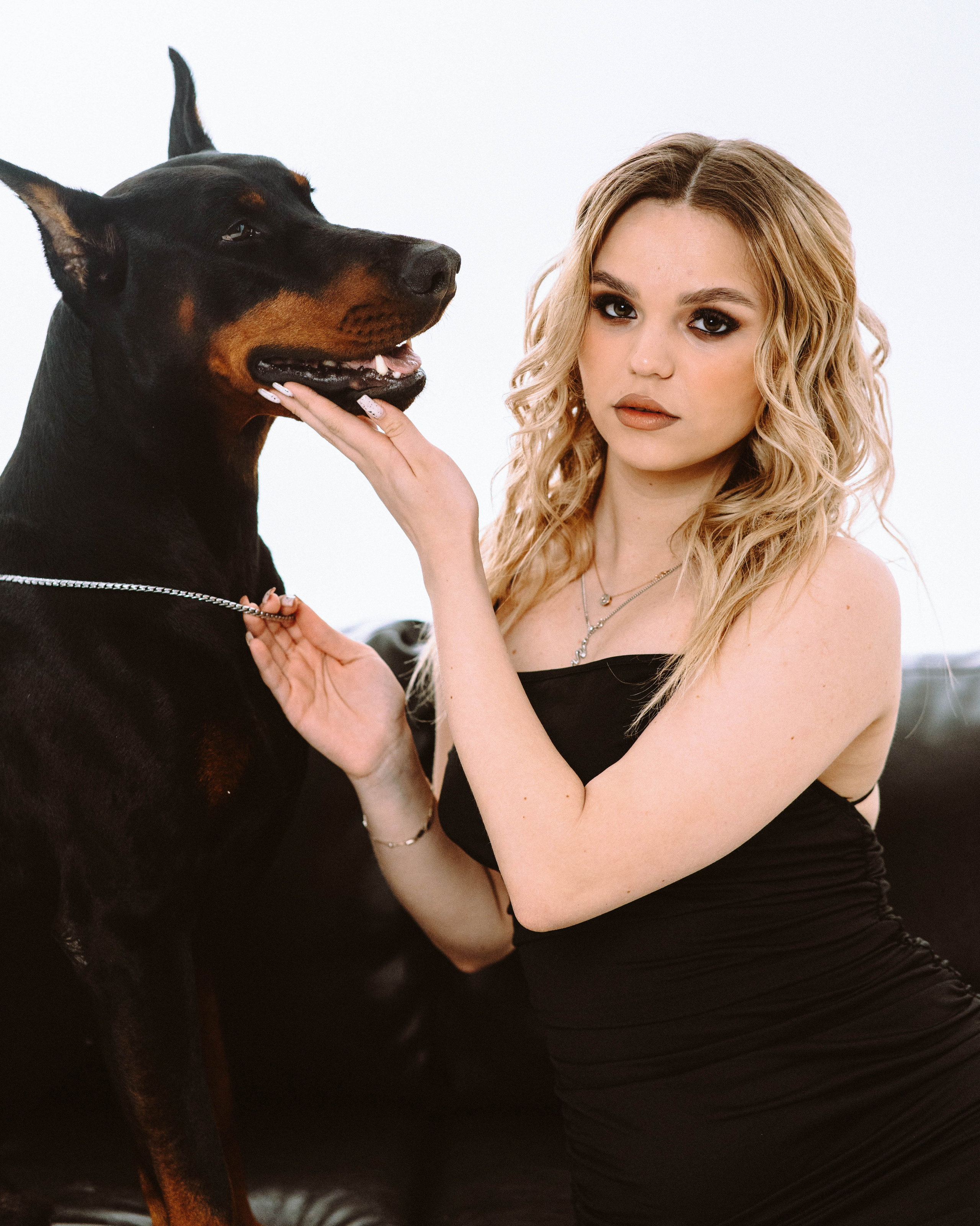 Фотодень с доберманом