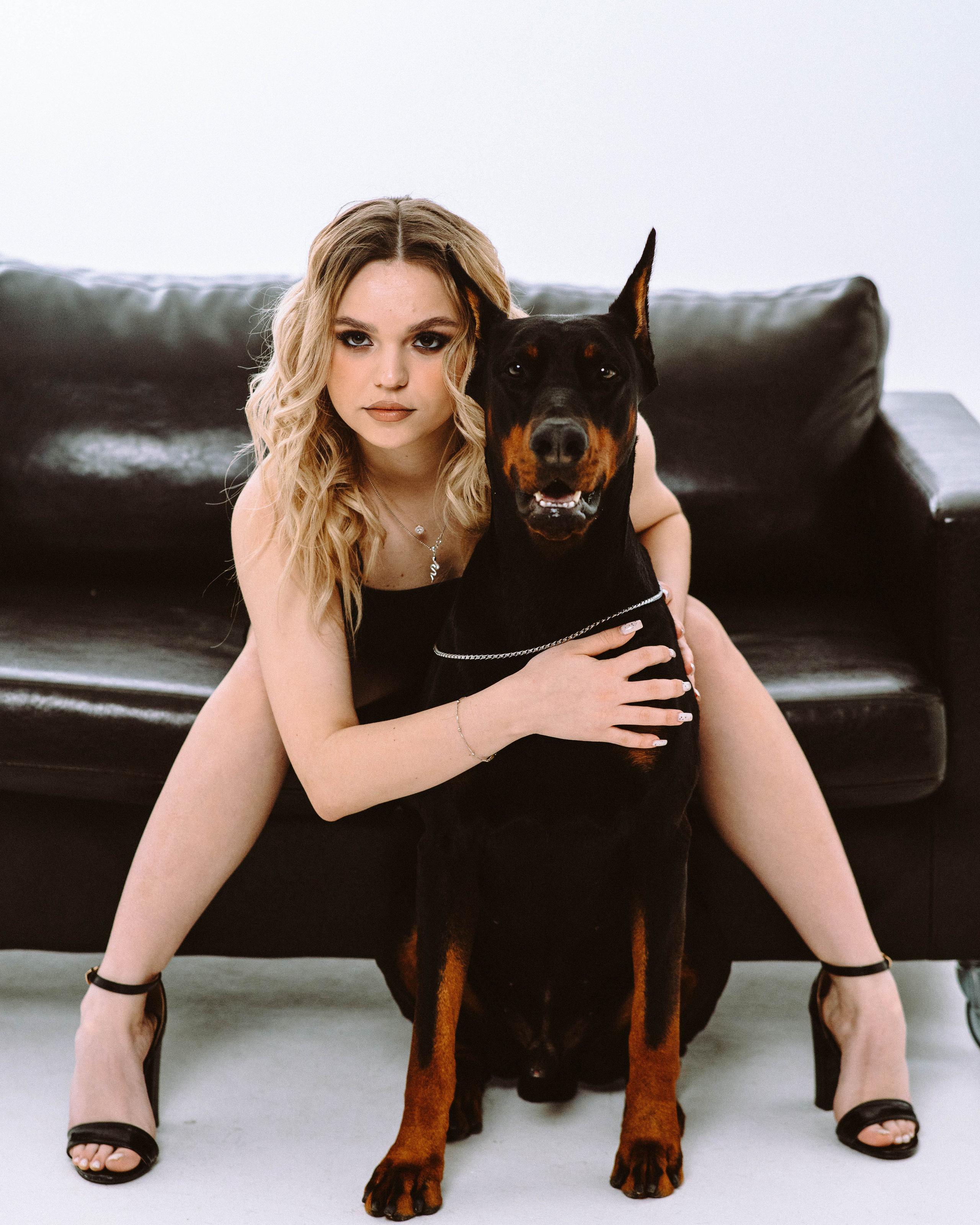 Фотодень с доберманом