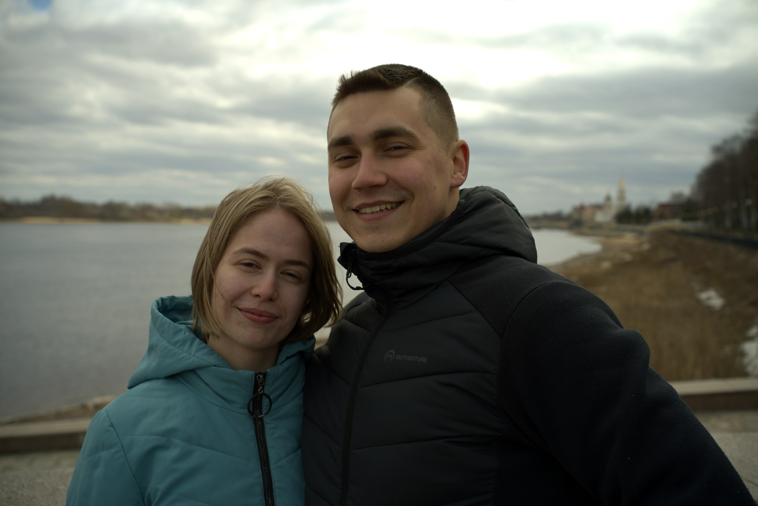 2026_04_19 Второй заезд Кунцевых, любовь и голуби. Городок на Волге