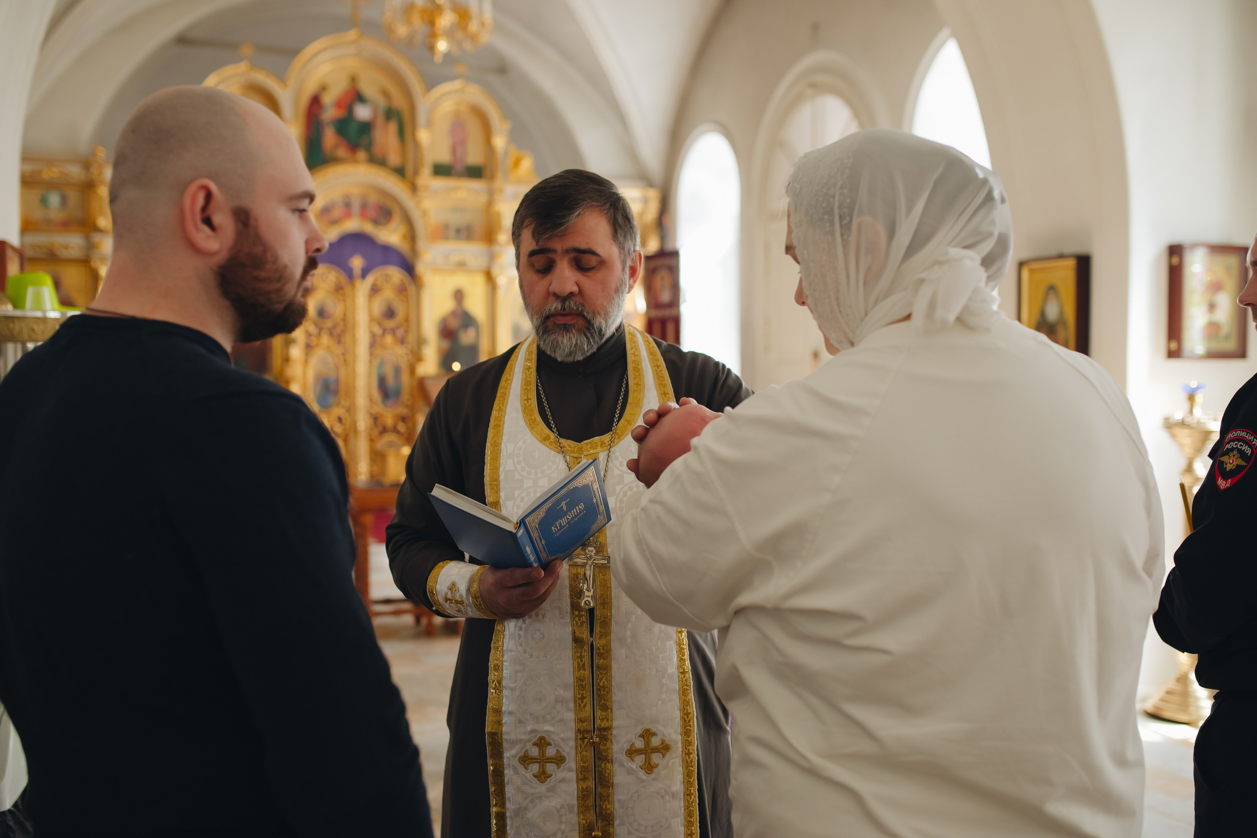 Крещение в светлом Храме. Семейный и детский фотограф в Москве Дорогова Екатерина