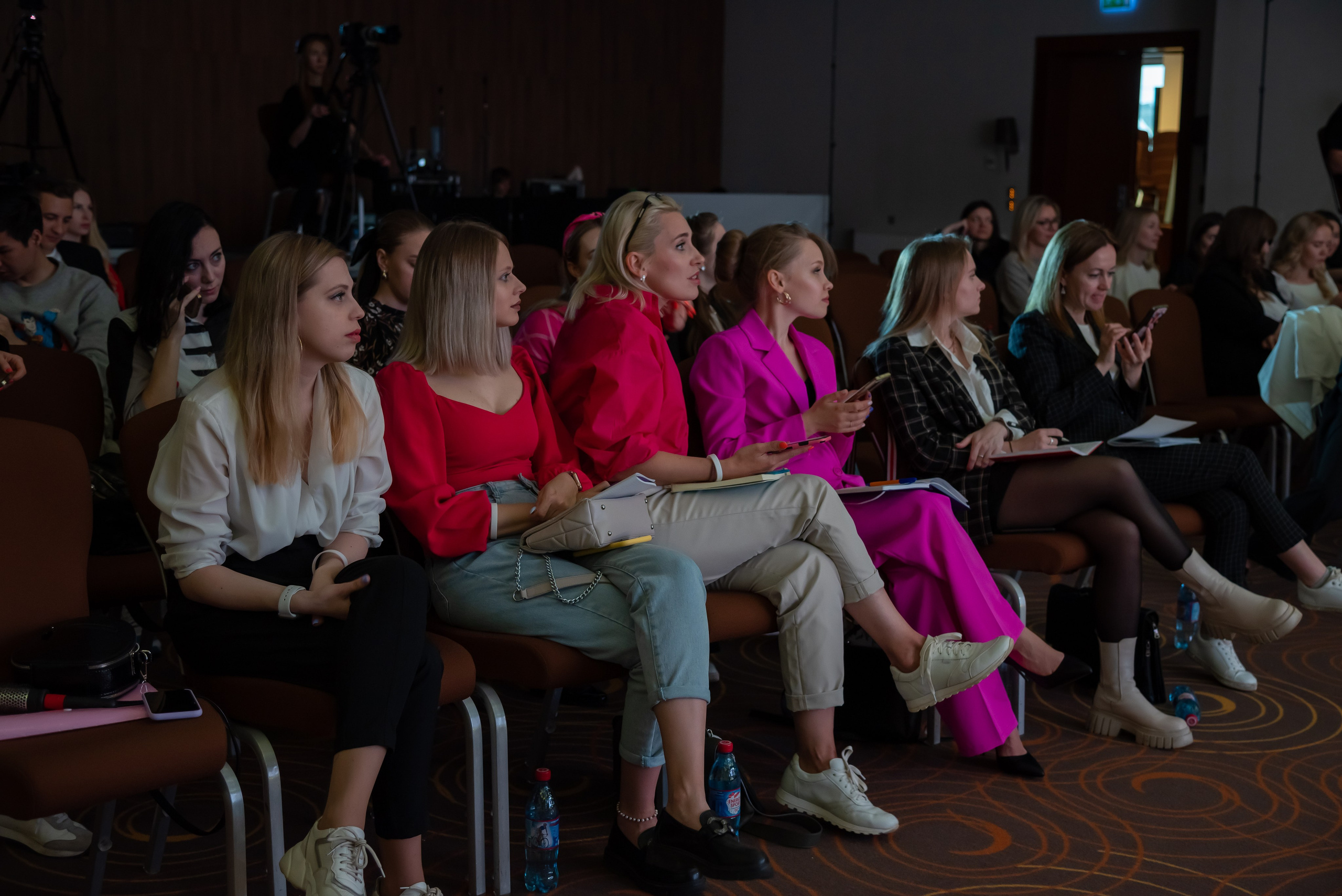 Бизнес-конференция Seraton Sheremetyevo. Фотограф Белград фото для бизнеса, предметная съемка, мероприятий