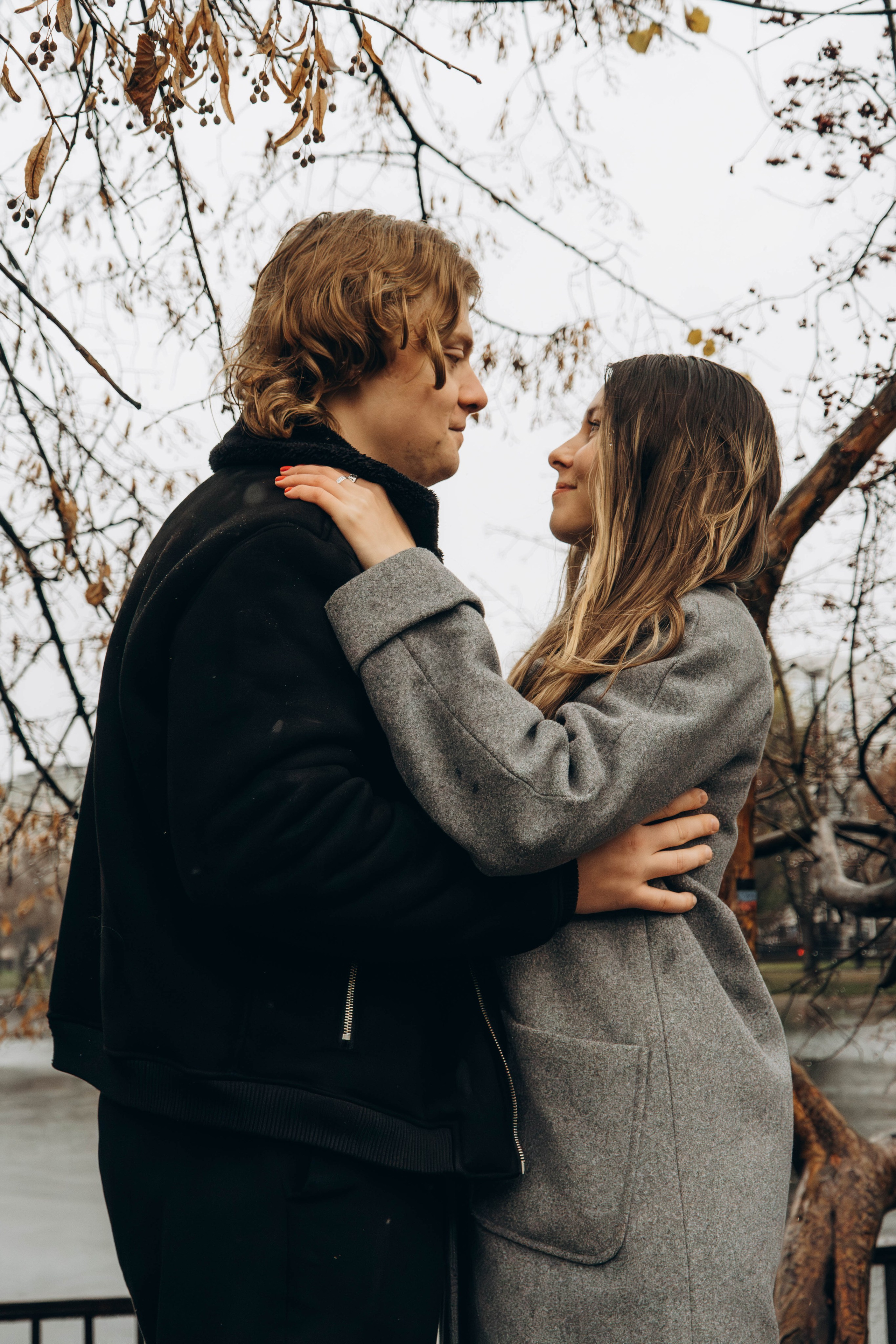 Саша и Максим. Чистые пруды. Фотограф Москва Валерия Веденина