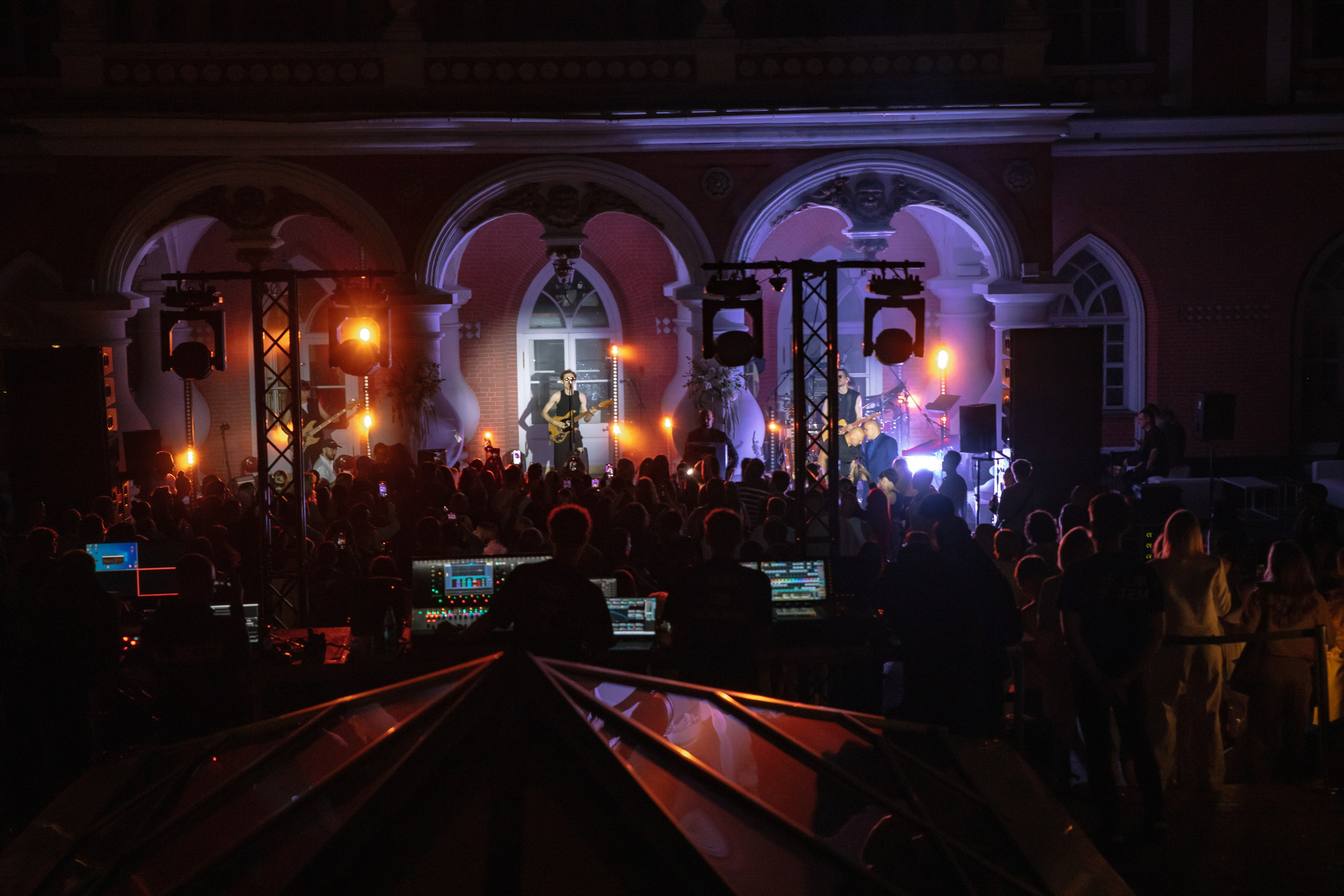 Группа ZOLOTO в Петровском путевом дворце/ AESTHETIC ONLY. Фотограф в Москве Яна Полосина