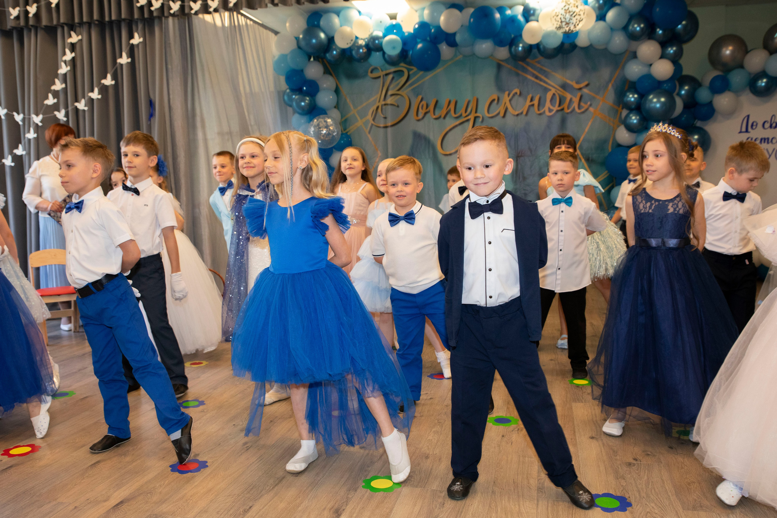 Выпускной 2026 Группа «Бельчата», Детский сад «Солнечный город» № 727. Профессиональный фотограф в Москве | Заказать фотосессию и съемку