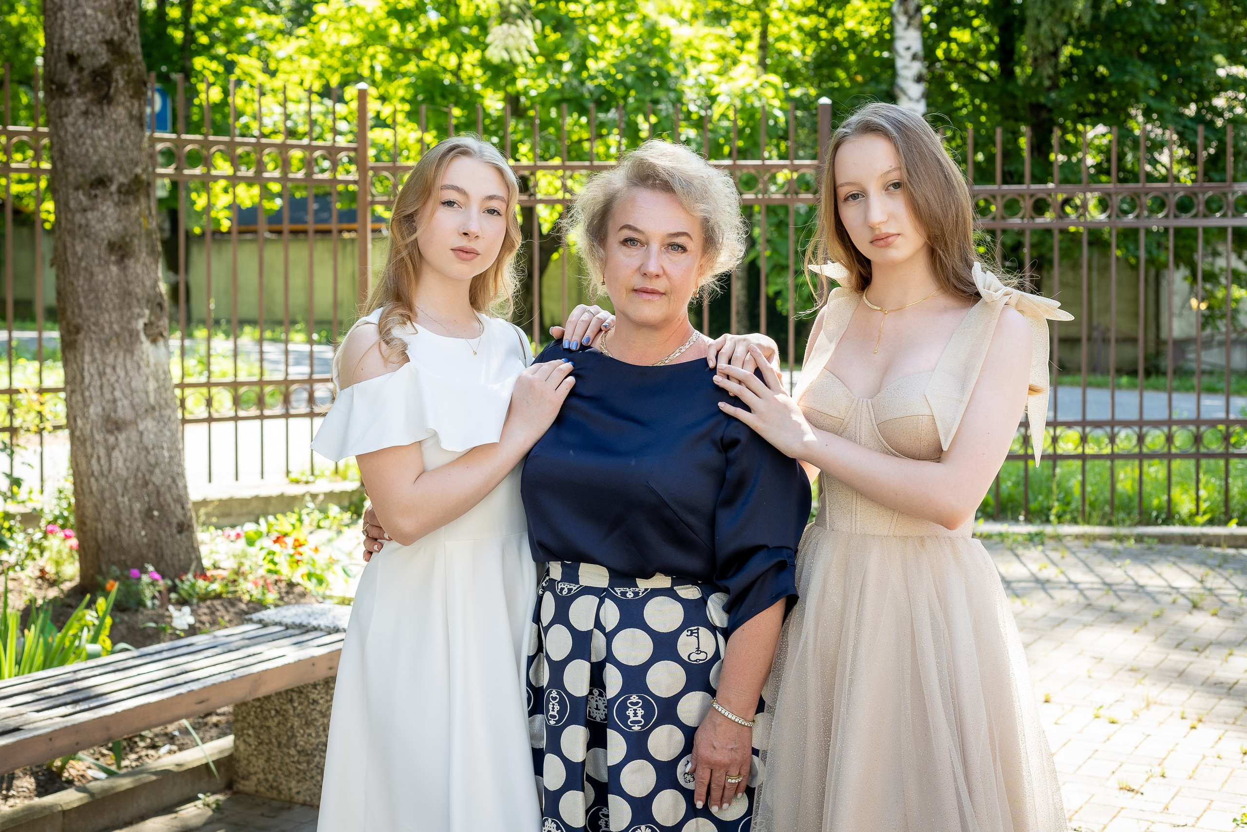 Вручение аттестата 2025. Выпускные альбомы Майкоп, Краснодар Елена Золотарева