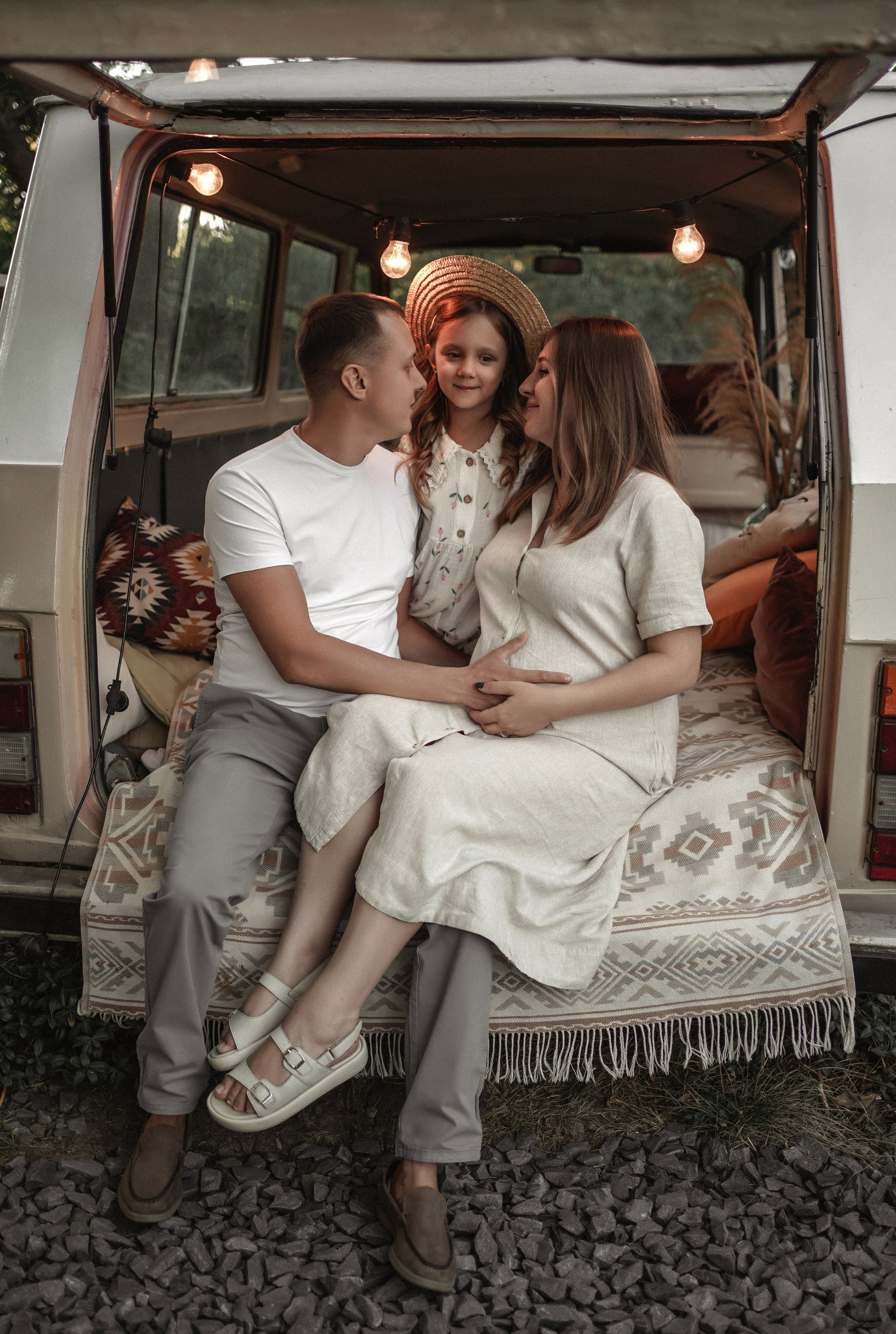 Семейный и свадебный фотограф в Ростове. Широкий спектр локаций. Свадебный фотограф в Ростове-на-Дону. Таинство Крещения и Венчания, семейные фотосессии. Алёна Чёботова