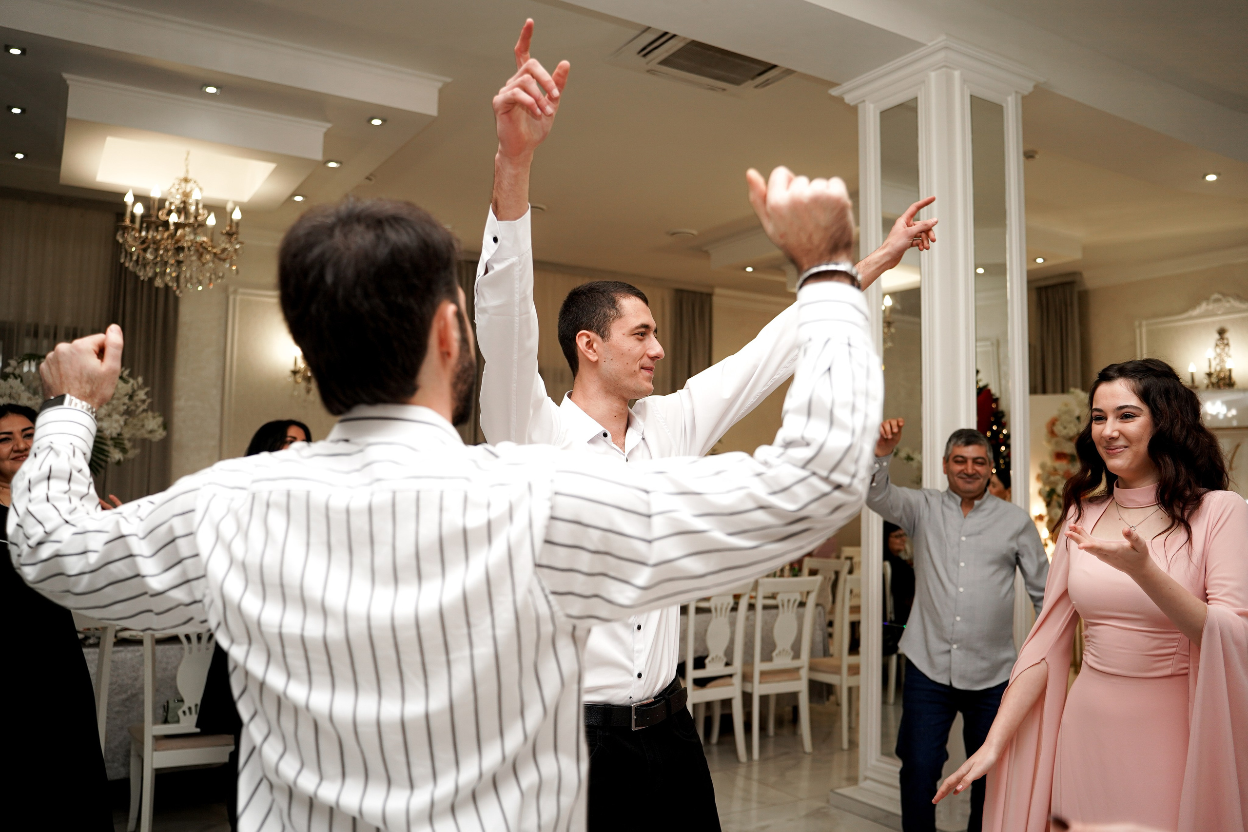 Сватовство. Свадебный фотограф в Ростове-на-Дону. Таинство Крещения и Венчания, семейные фотосессии. Алёна Чёботова