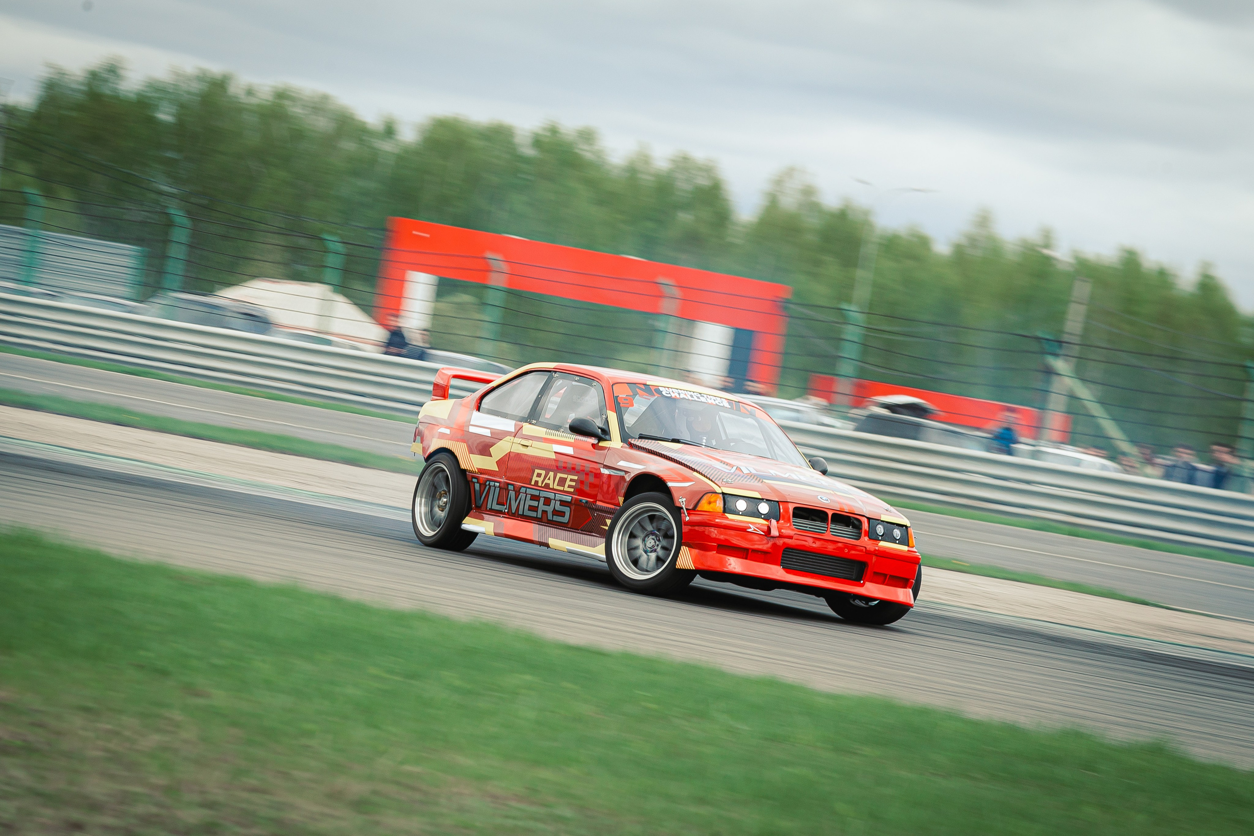 Открытие сезона NotDaily 2024. Леонид Рябов — фотограф в Нижнем Новгороде