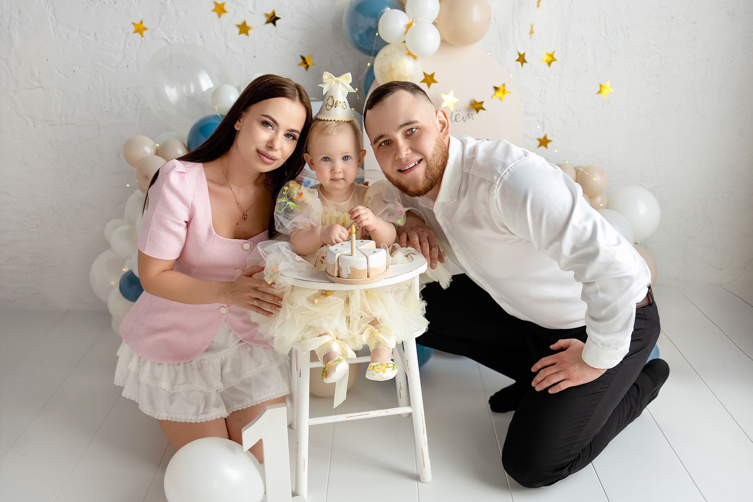 Годовасики. Фотограф новорожденных в г. Ростове-на-Дону Инна Дурасова