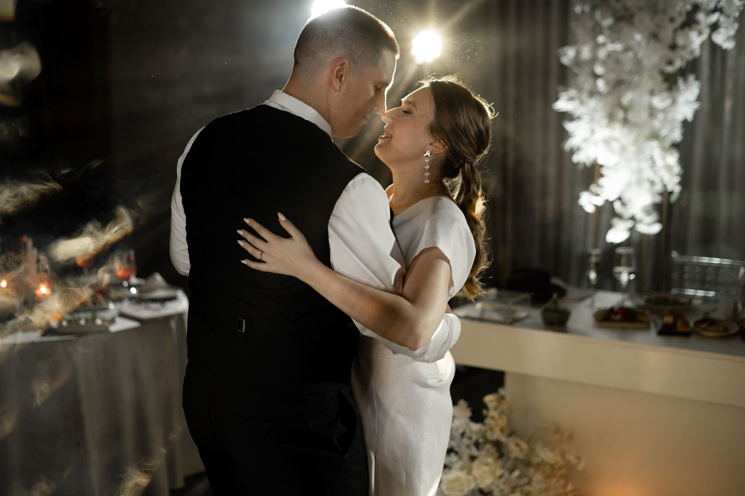 Свадьба Снежаны и Алексея. Свадебный фотограф Тюмень Анастасия Битная