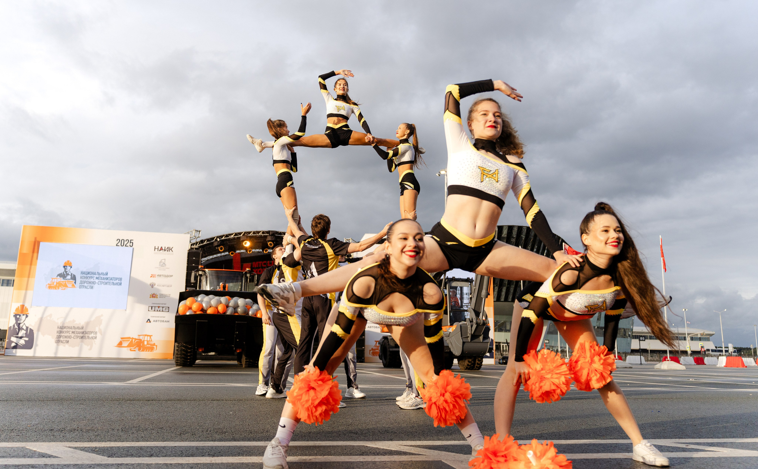 — ИВЕНТЫ. Профессиональный фотограф в Санкт-Петербурге Владимир Денисов