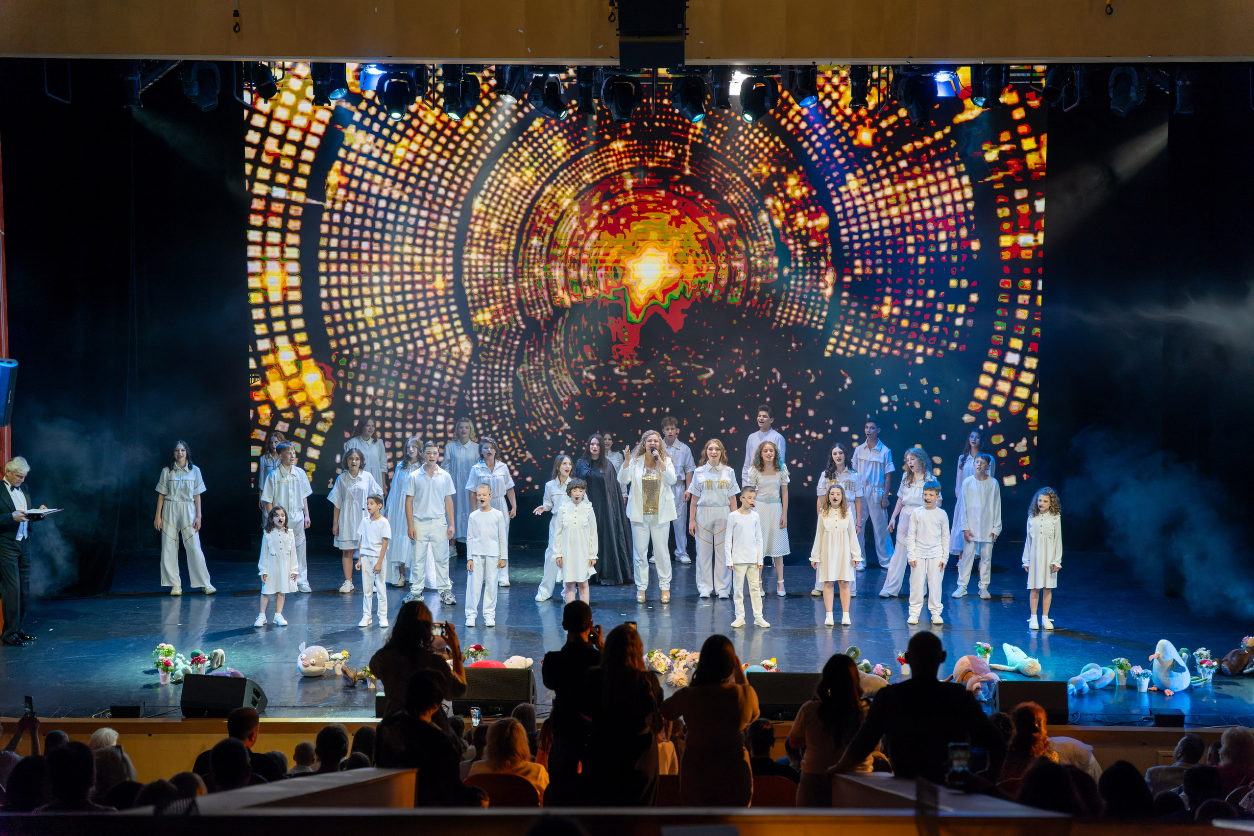 Съёмка благотворительного спектакля «Новая история деревянного мальчика». «Студия DRONAVT`s» — видеосъёмка и фотография г. Москва