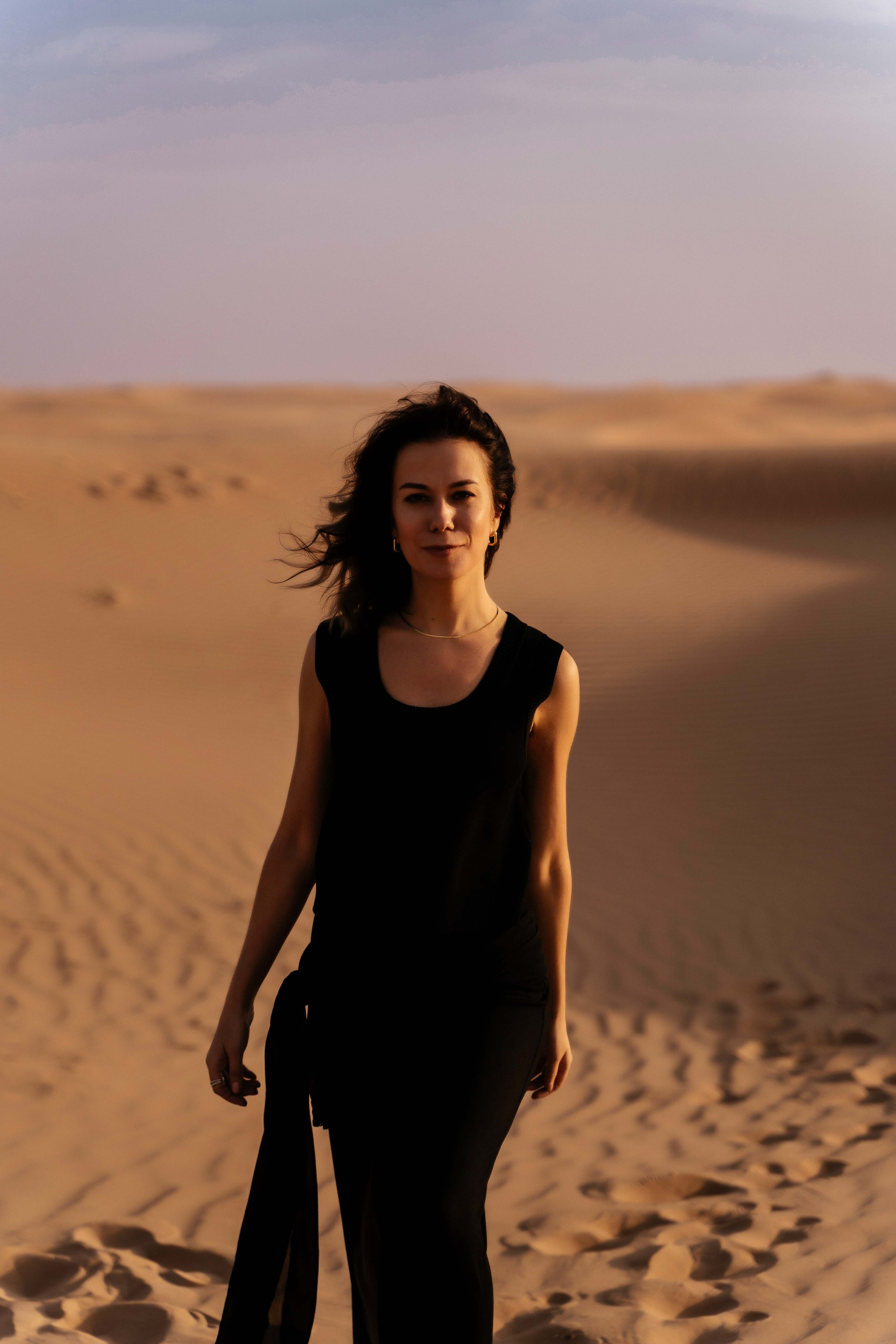 Наташа в пустыне 22 год. Фотограф и видеограф в Москве и Абу Даби Мария Кулагина
