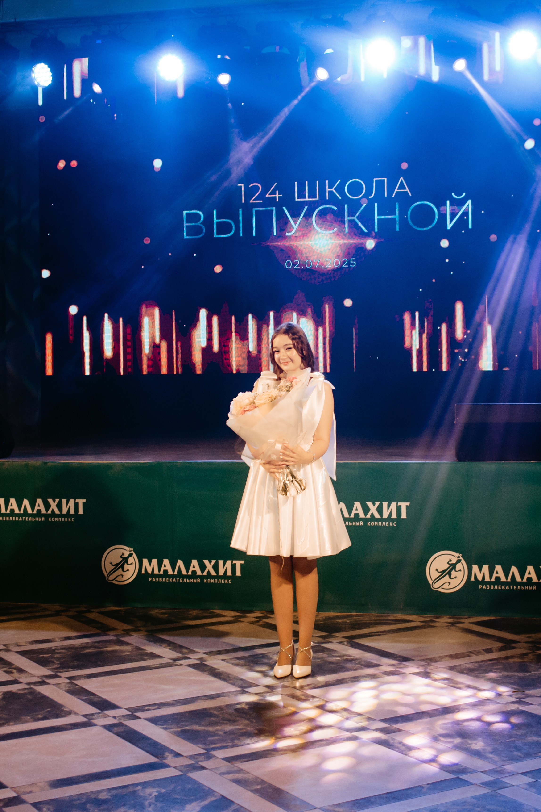 Выпускной 2025 (9класс) 124 школа. Фотограф в Челябинске Ополихина Анна