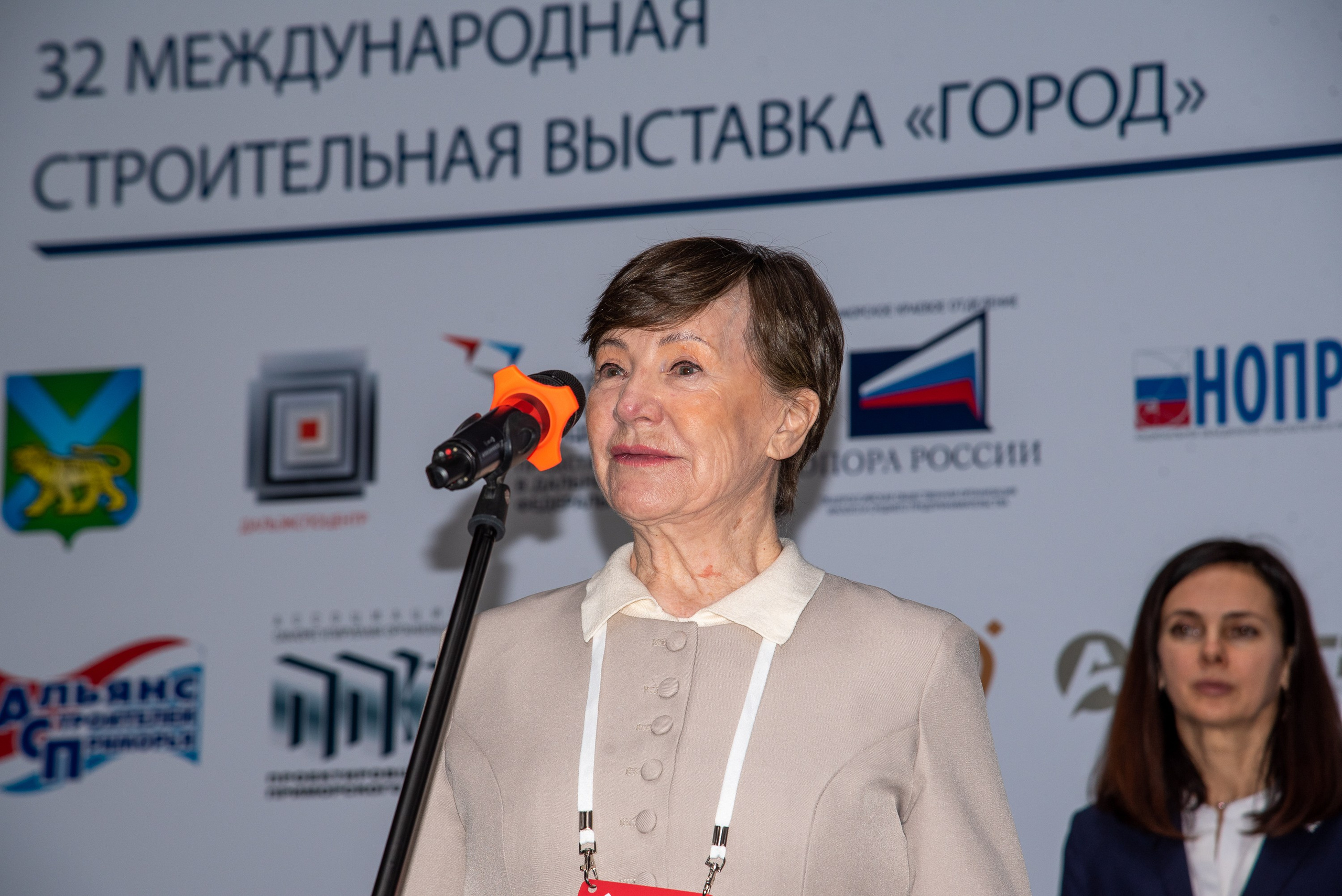 32-я строительная выставка. Семейный и свадебный фотограф во Владивостоке Солопчук Властелина