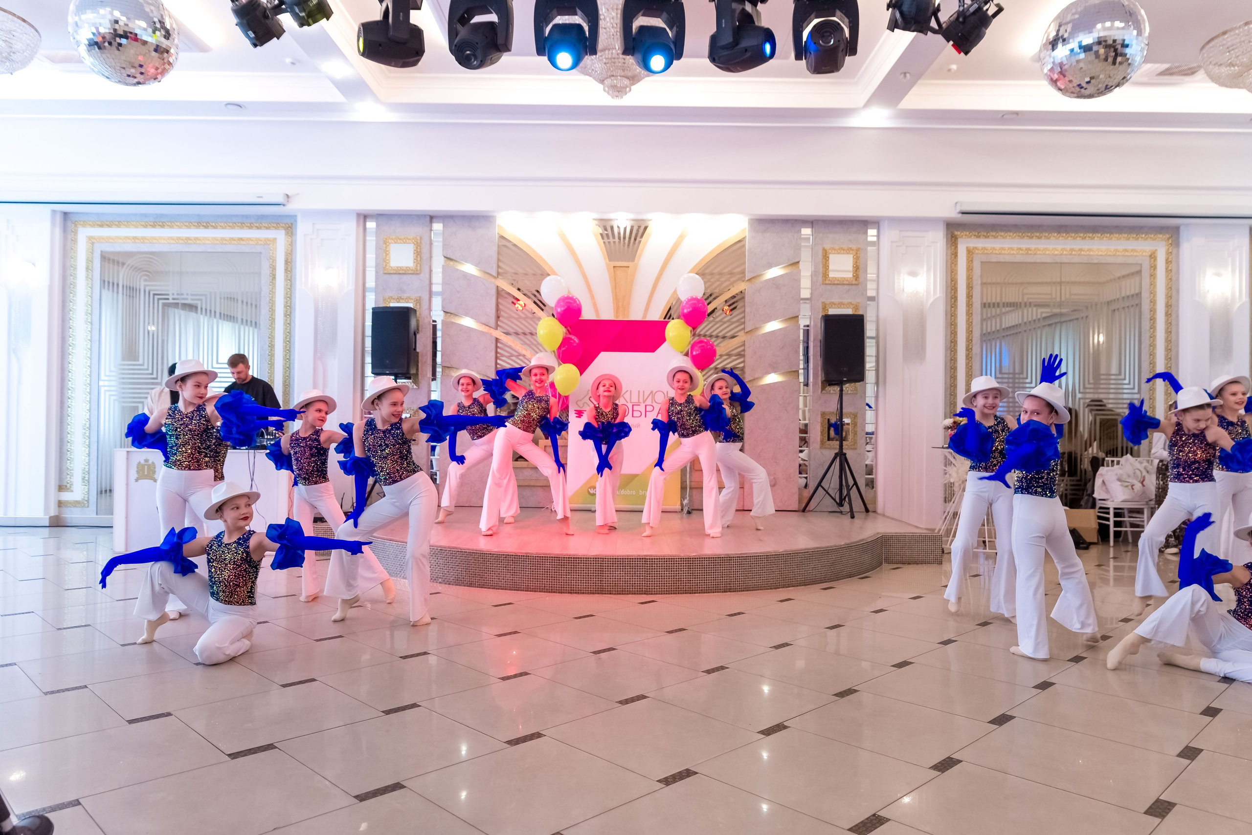 Фестиваль Ради мира от АУКЦИОН ДОБРА 🔥. Женский фотограф Крещение Венчание Москва Брянск