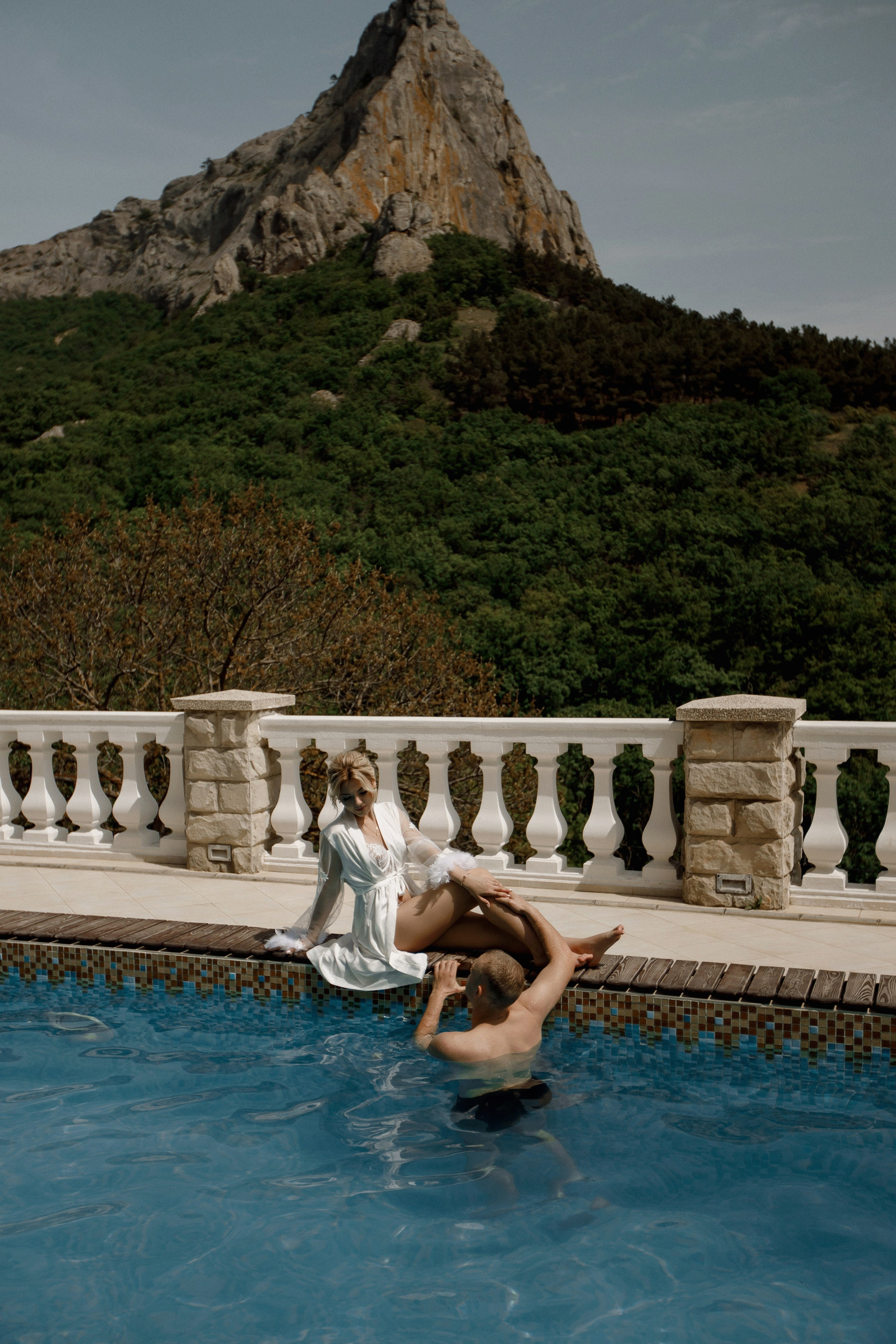 Денис и Алина. Белый замок. Фотограф Анна Лейман. Севастополь