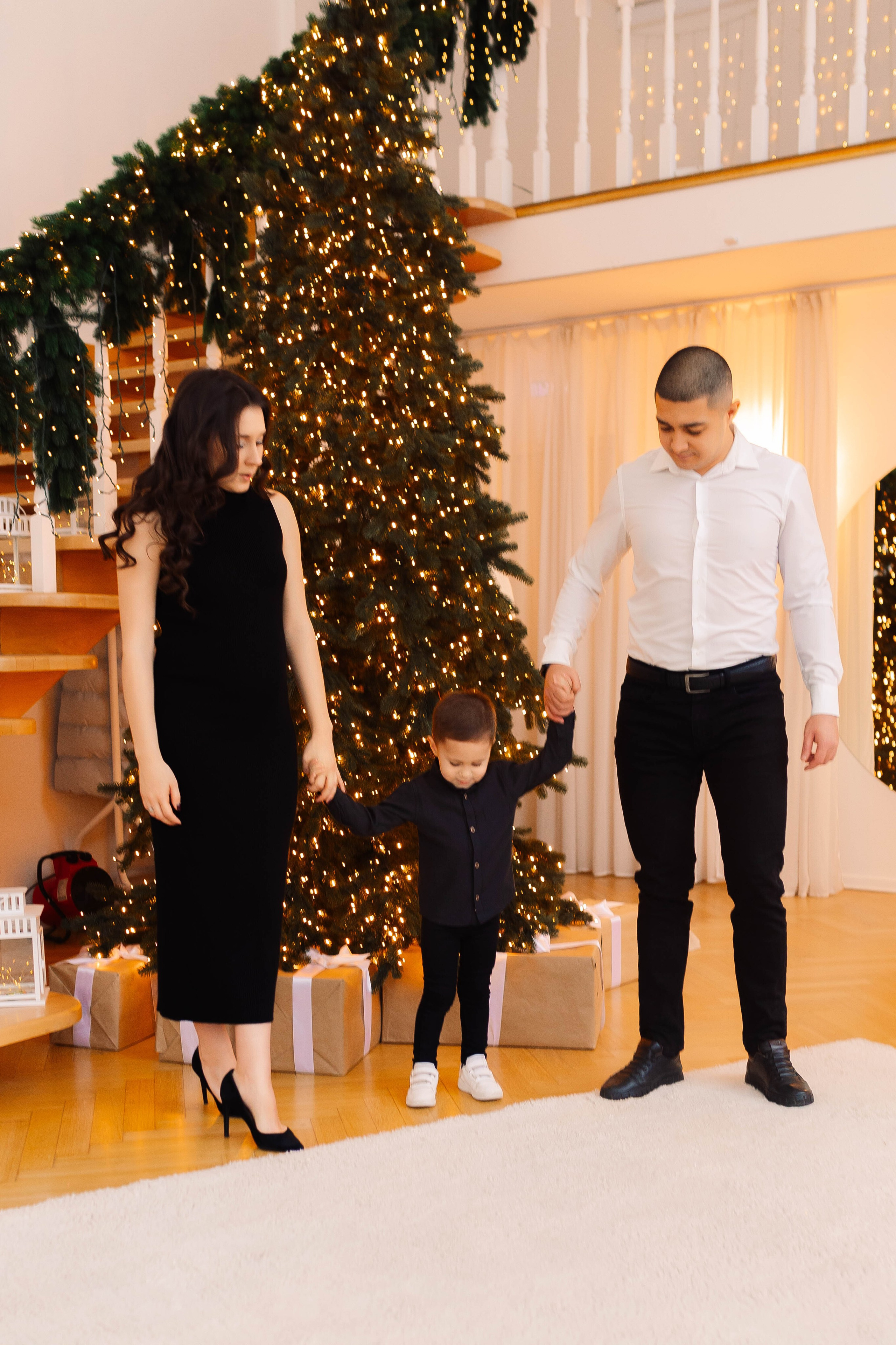 Base studio. Семейный фотограф Алина Демидова. Королев