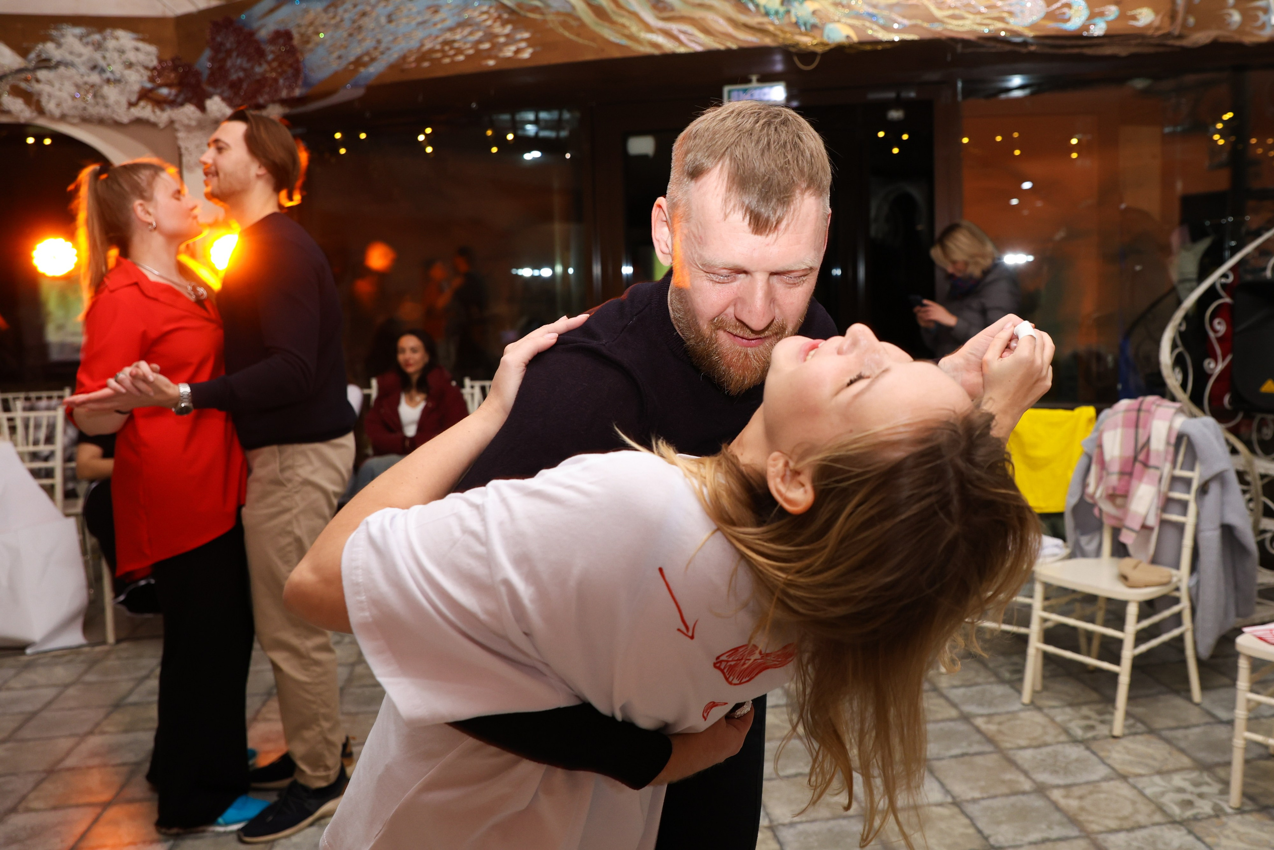 Тиндер смена в лагере для взрослых «Изи». Фотограф Дарья Попова