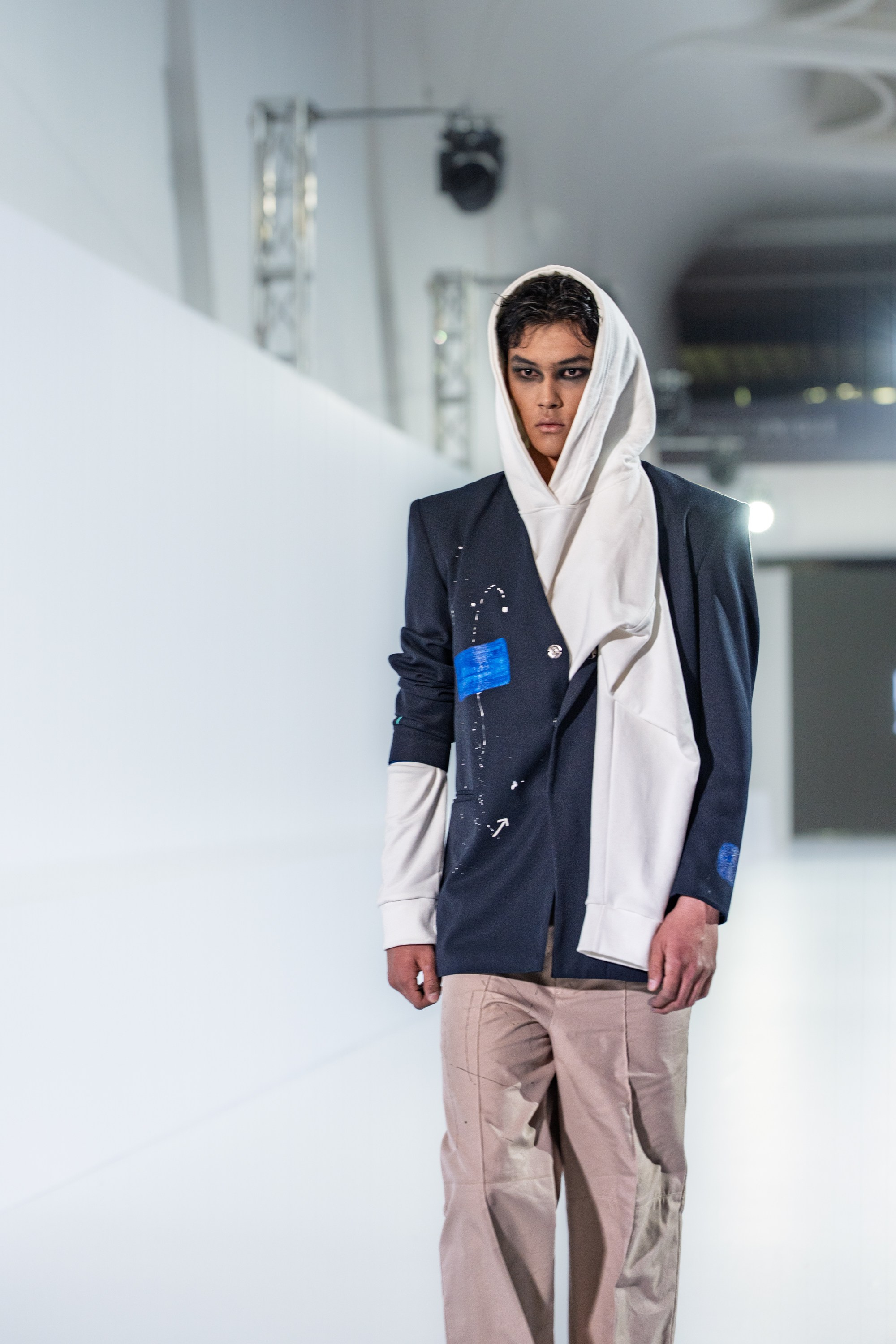 Luka Mikadze. Сайт Алматинского НЮ АРТ, будуар и фэшн фотографа Дениса Карпенко