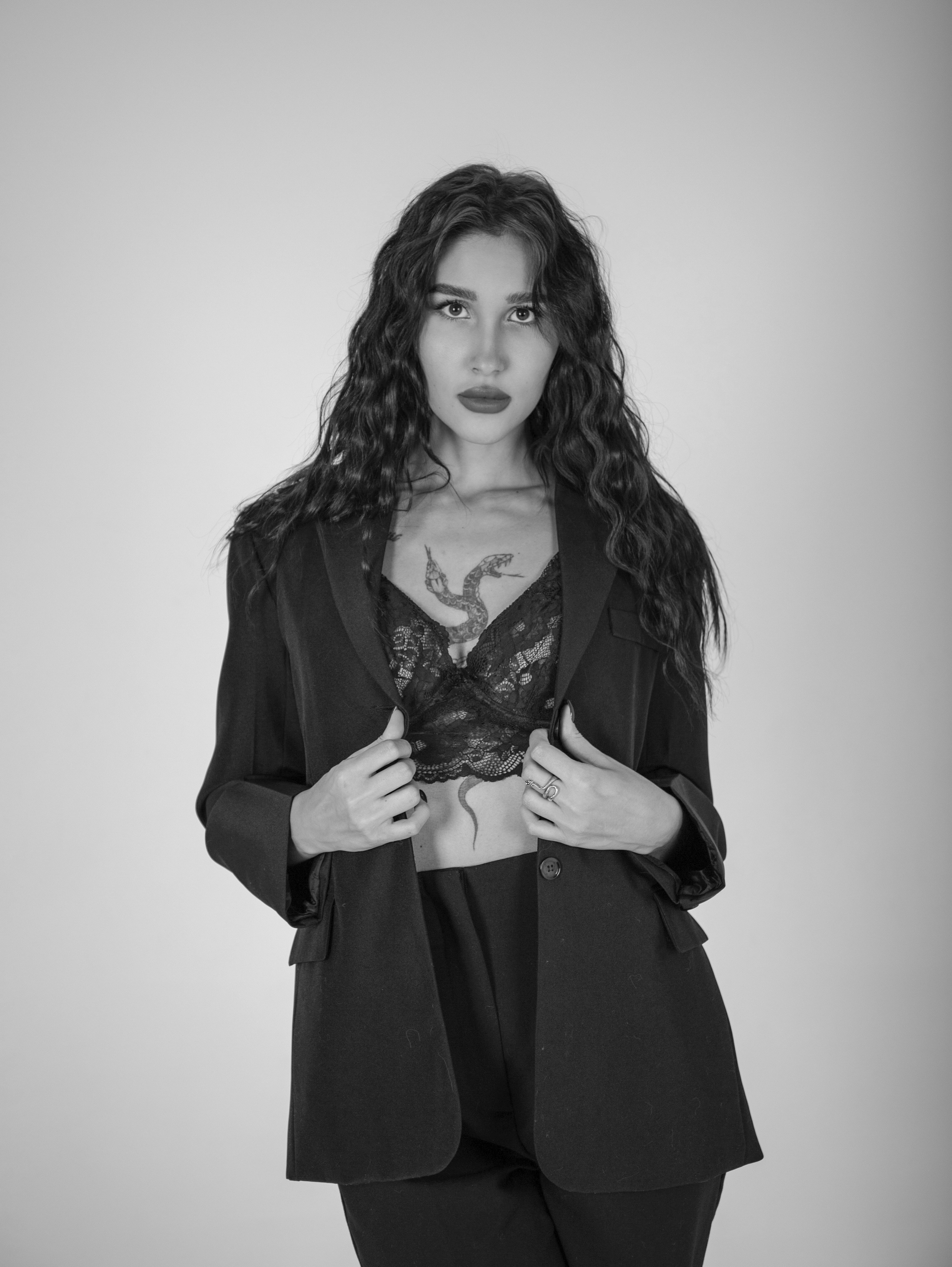 На циклораме. Свадебный и семейный фотограф в Москве Мила Широких