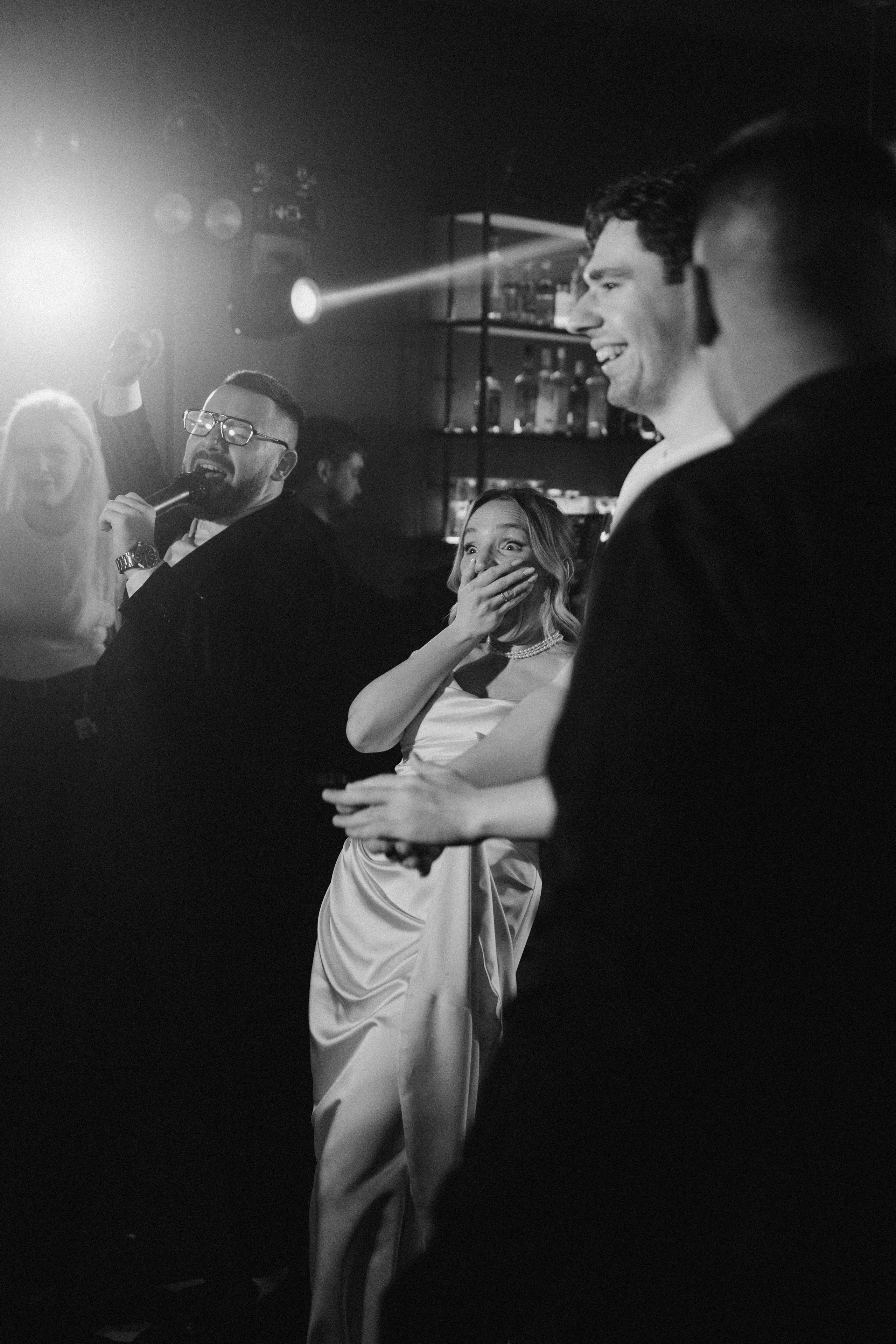 Свадьба в Питере. HELD BY LOVE. Фотограф в Астрахани Радмир Баймухамедов