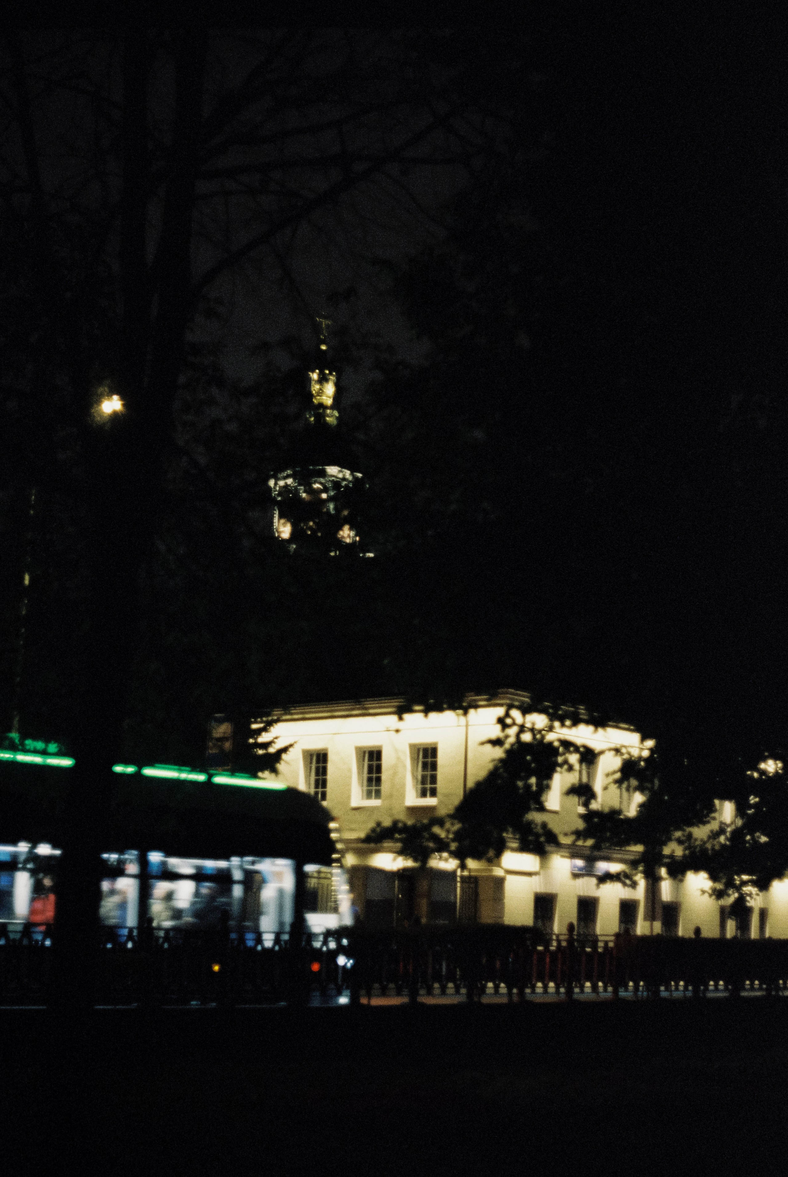 Москва вечером на пленку  Kodak Vision 3 500T