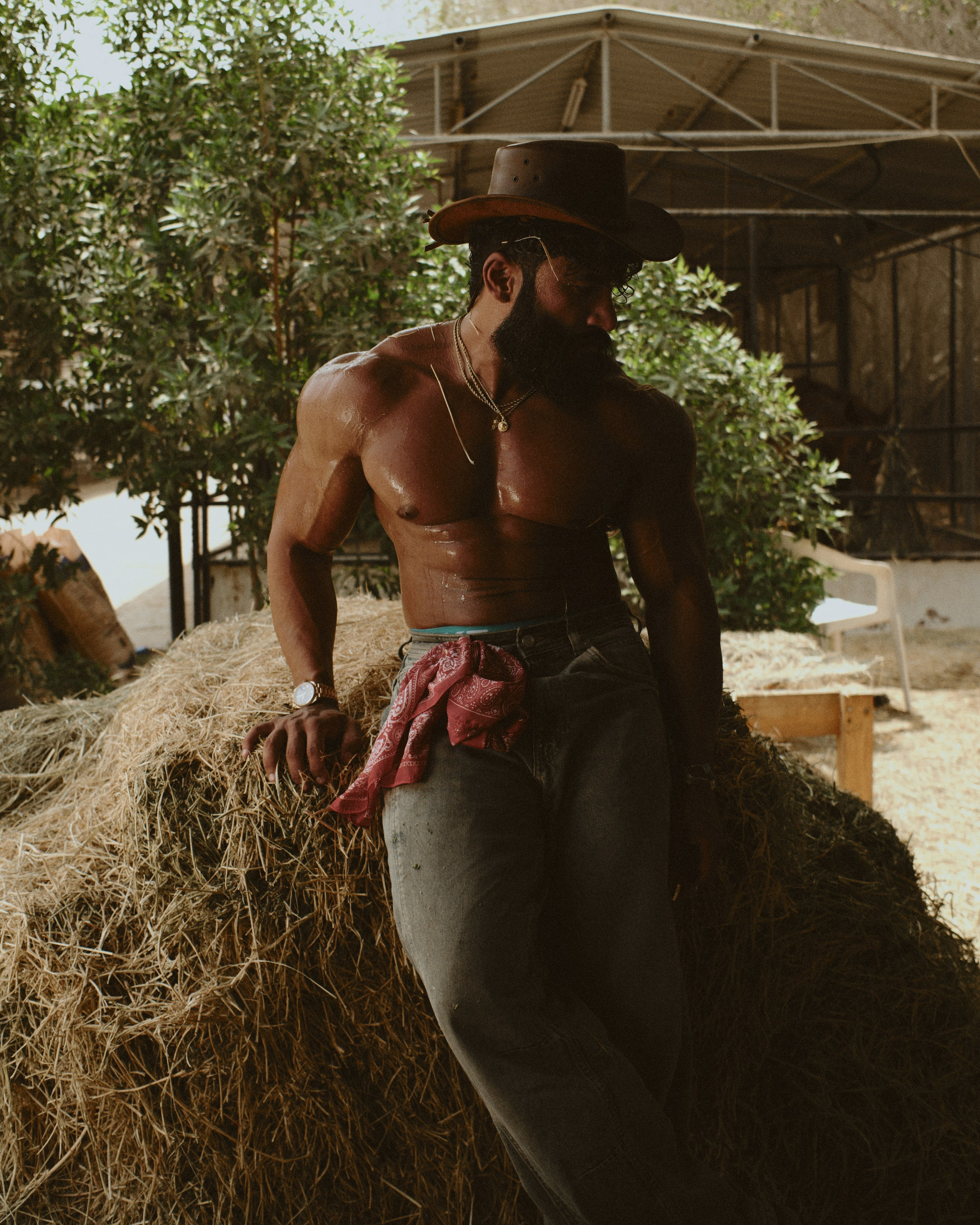 Фотограф Москва. NOIZOMAX Художественный фотограф в Дубай