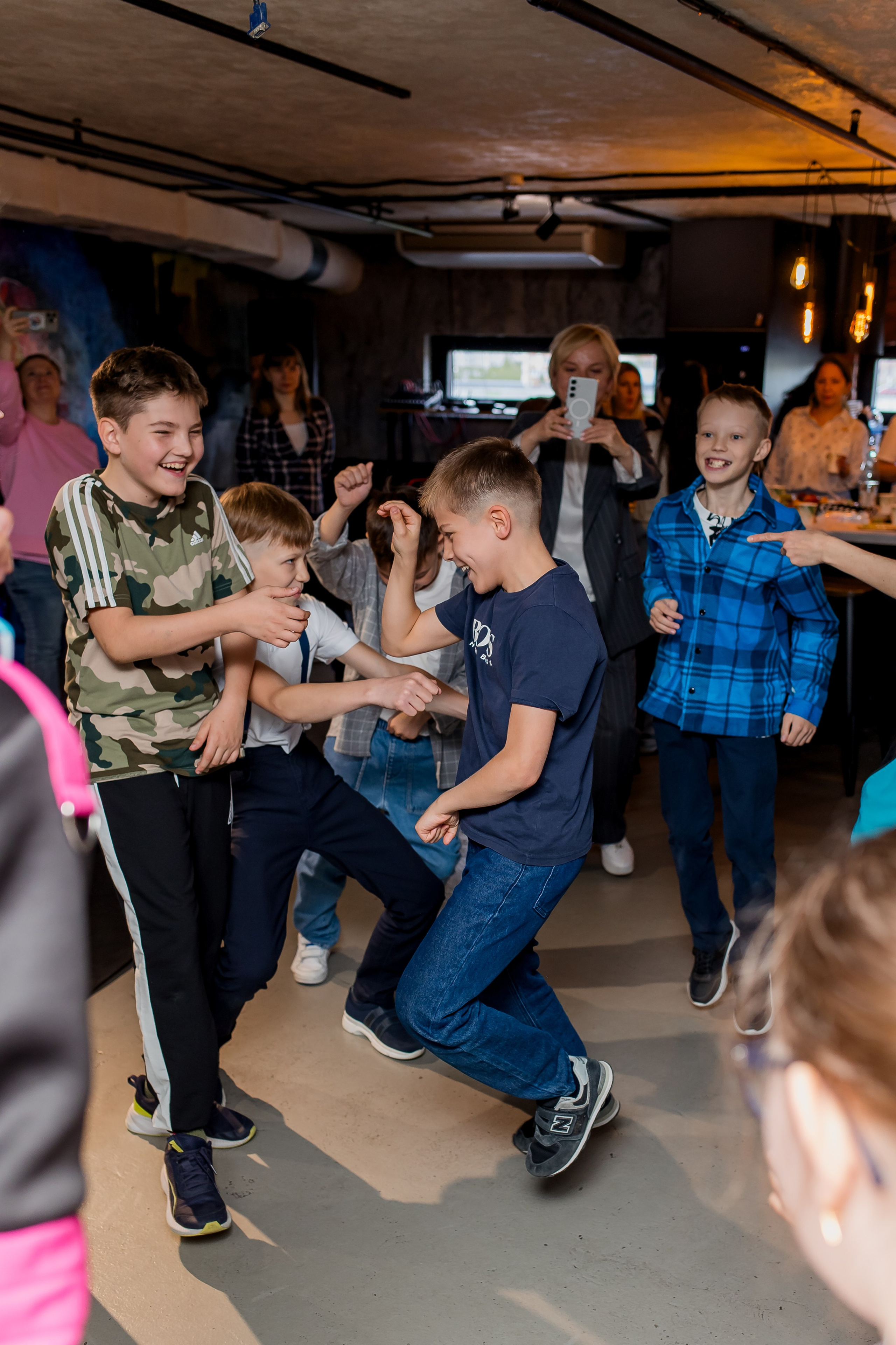 Выпускной 4 класс. Фотограф в Москве Авдеева Мария