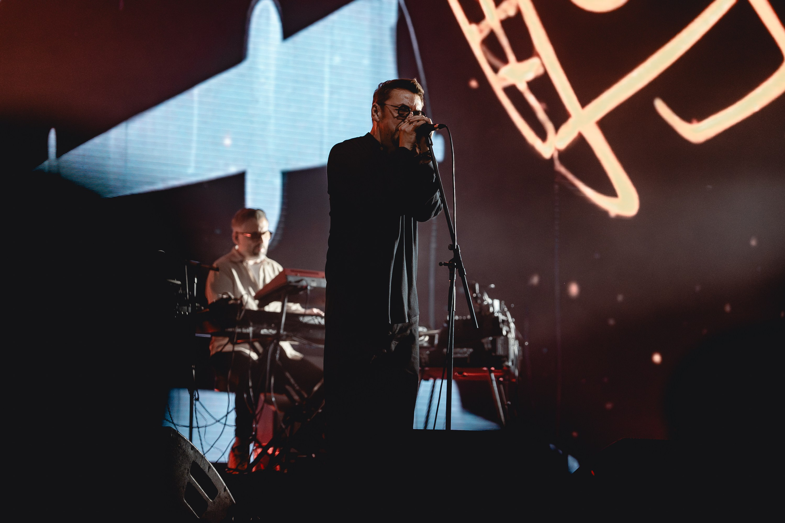 Танцы Минус. Магия музыки в кадре: Концертная Фотография