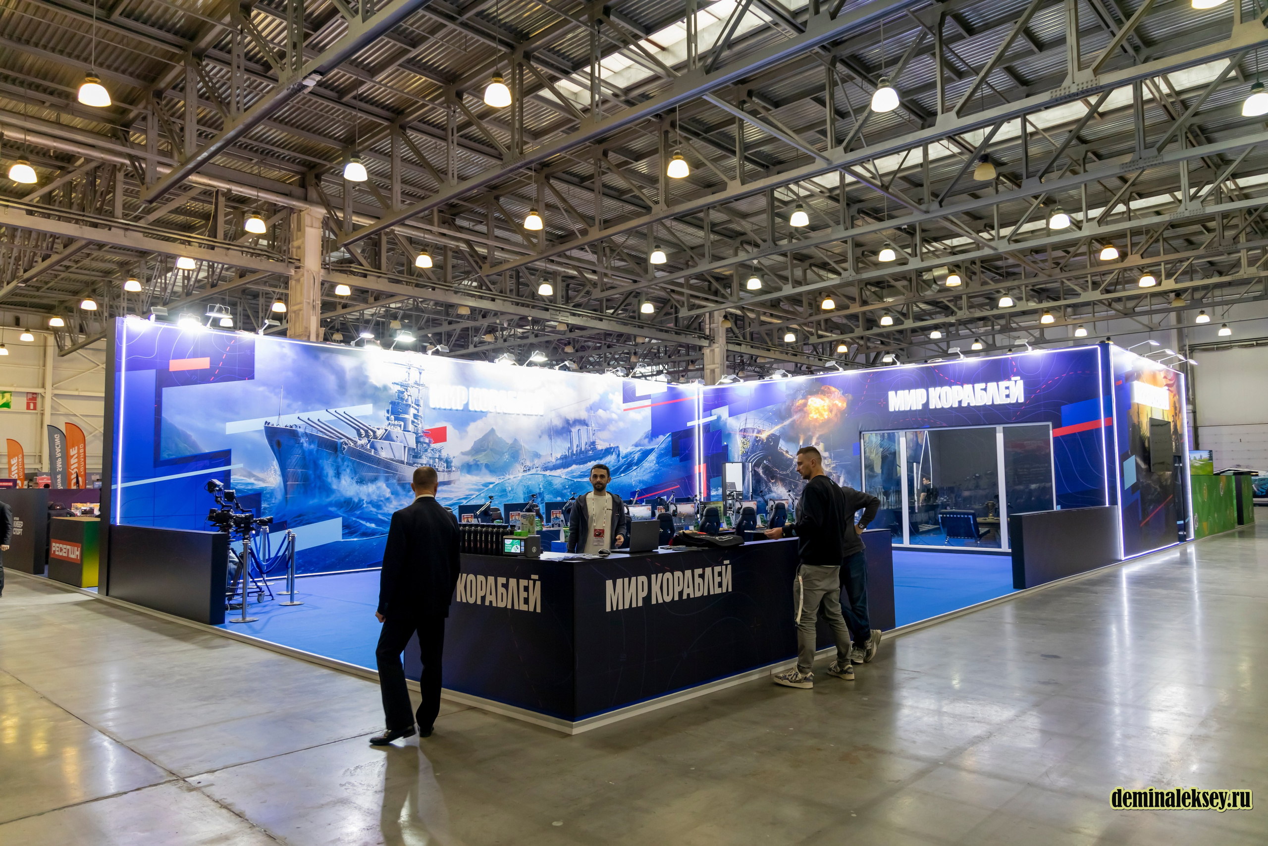 Рэд экспо 2024. Репортажный, семейный и студийный фотограф в Москве Демин Алексей