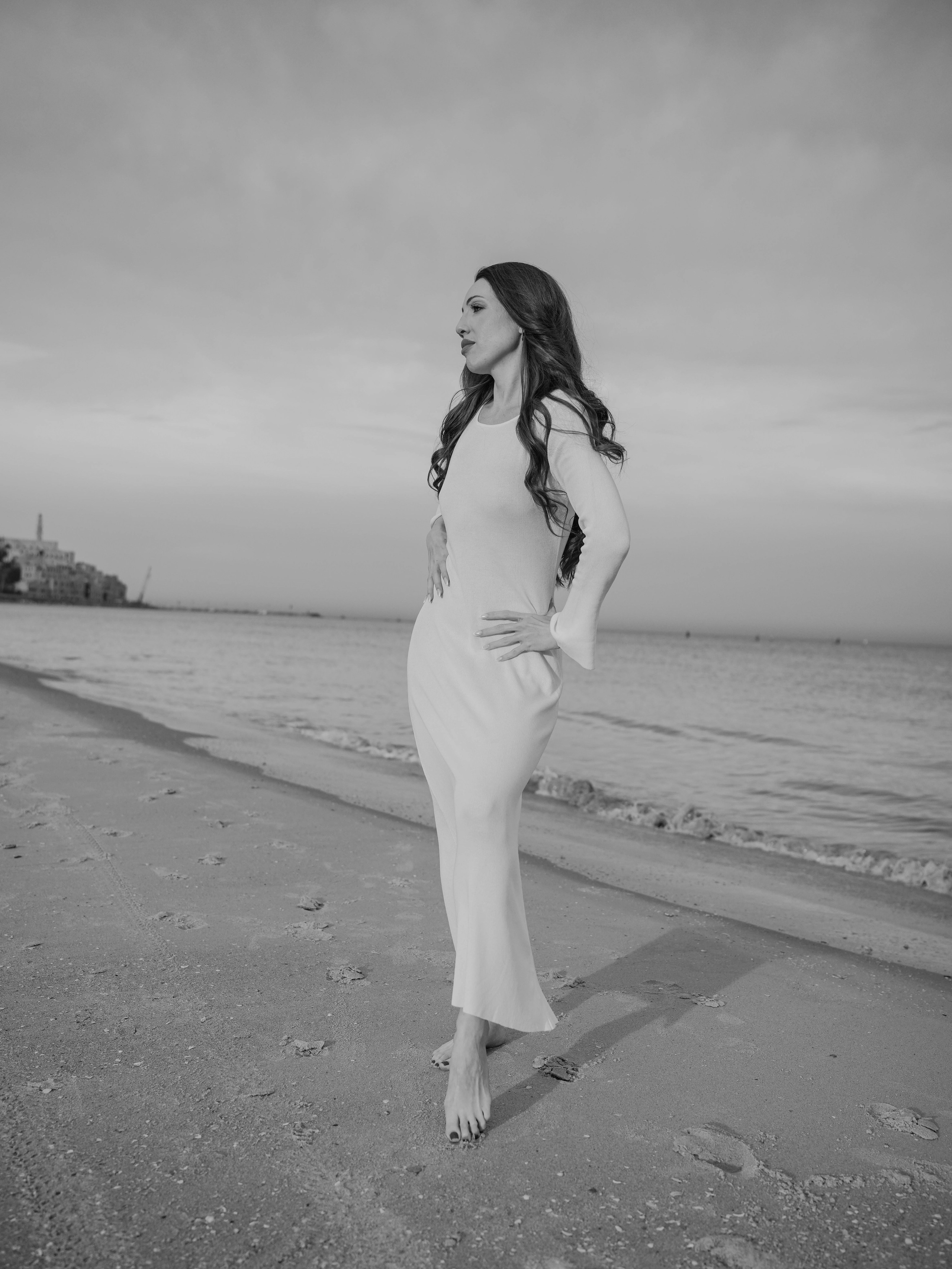 Персональная съемка-прогулка/ Vera in Old Jaffa. Фотограф Полина Гольдис