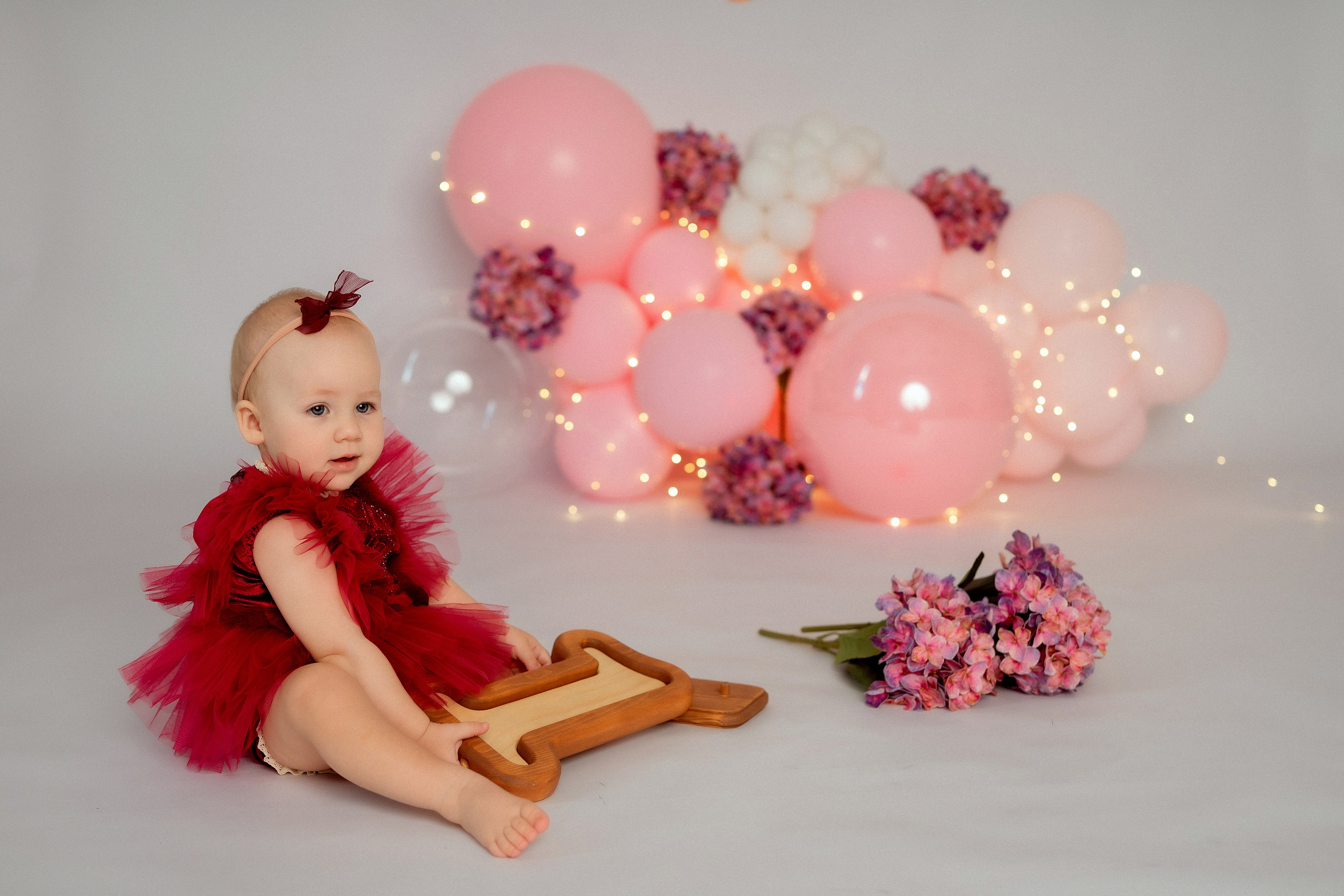 Классика для девочек. Детский и семейный фотограф в г. Ачинск Надежда Мелиоранская