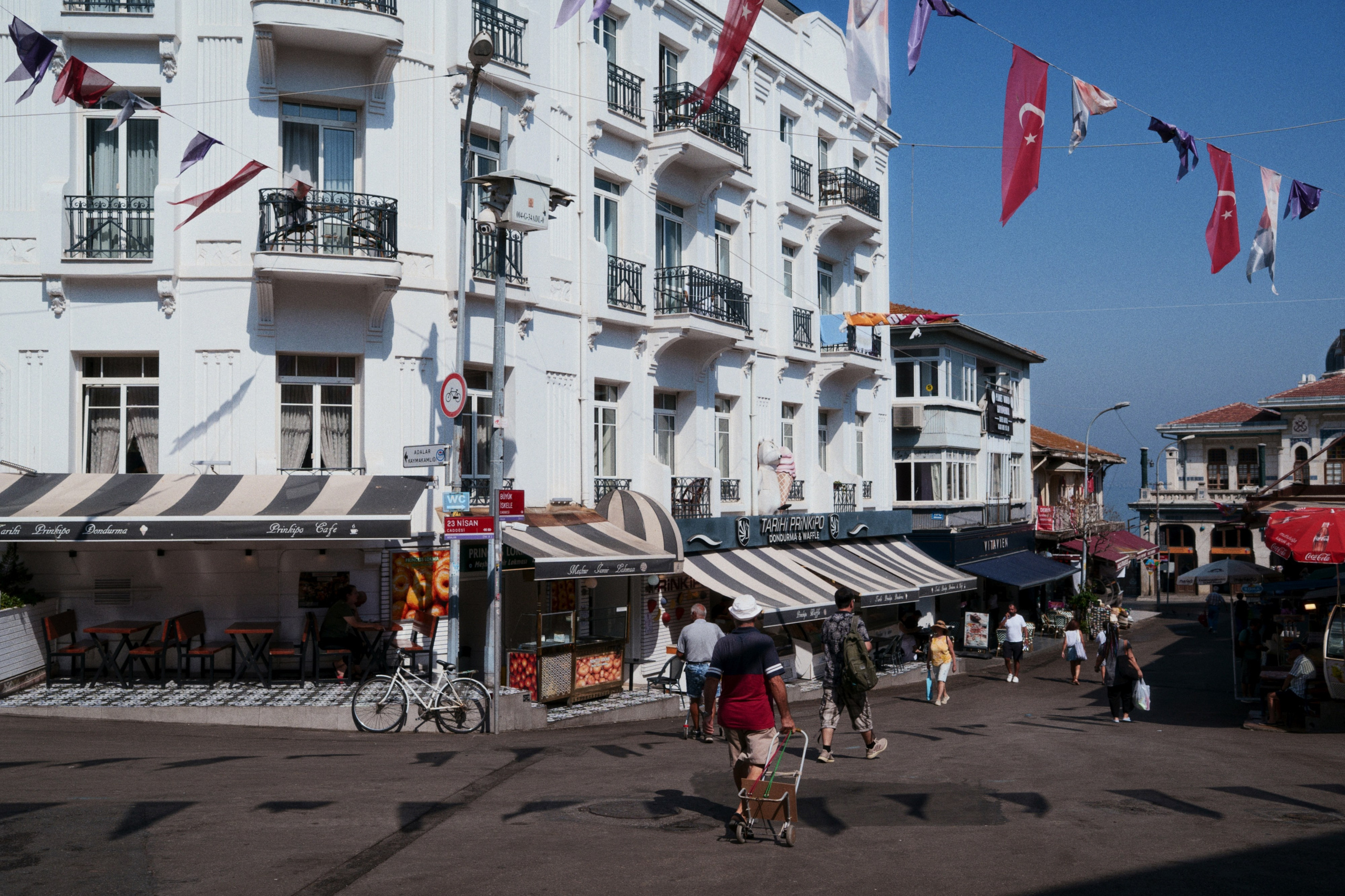 Büyükada х Heybeliada, Istanbul / Türkey SS25. Фотограф Юрин Евгений