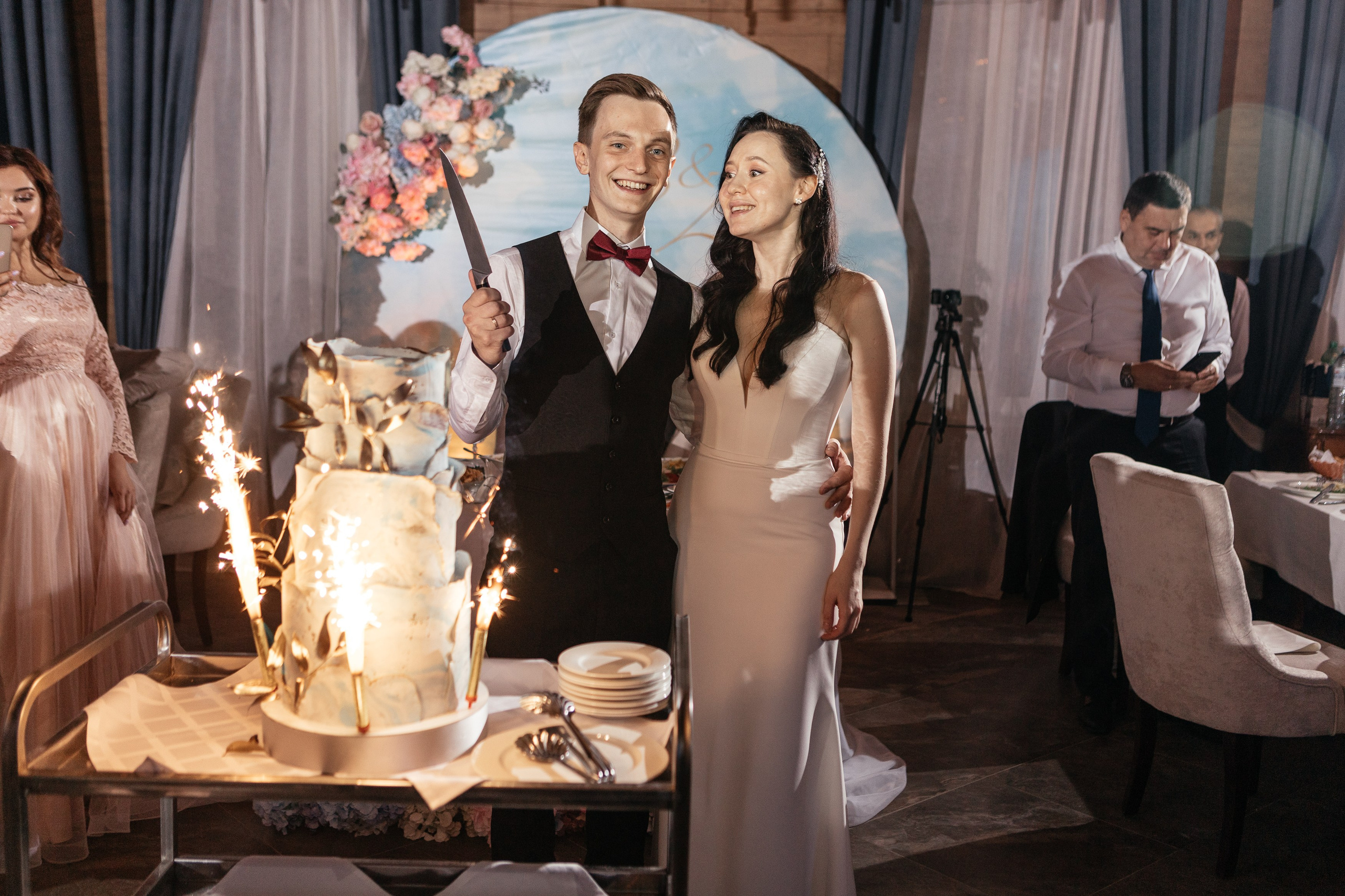 Свадебный фотограф Уфа — Руслан ГабдлисламовЖивые эмоции, красивые кадры, воспоминания на всю жизнь.Работаю по всей Республике Башкортоста. Свадебный фотограф Уфа Руслан Габдлисламов