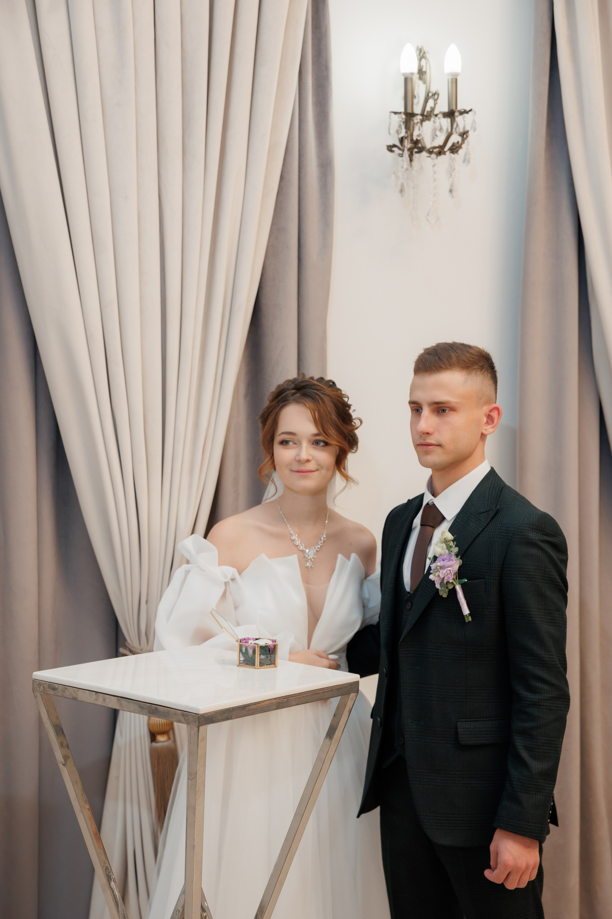 Константин и Дарья, ЗАГС ВДНХ, отель Soluxe, ресторан «Антик». Свадебный и репортажный фотограф (Москва, Королев и другие)