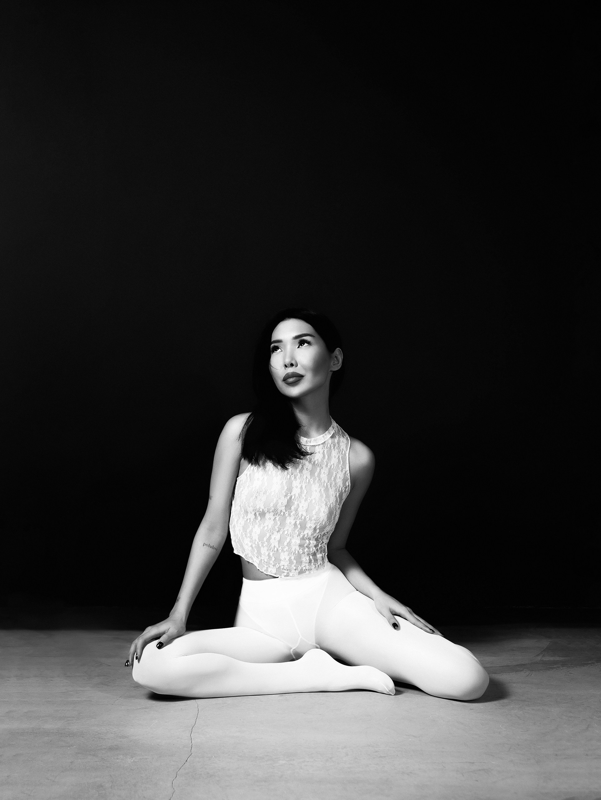 WHITE. Фотограф Алматы | Весь мир — Никита Колодин