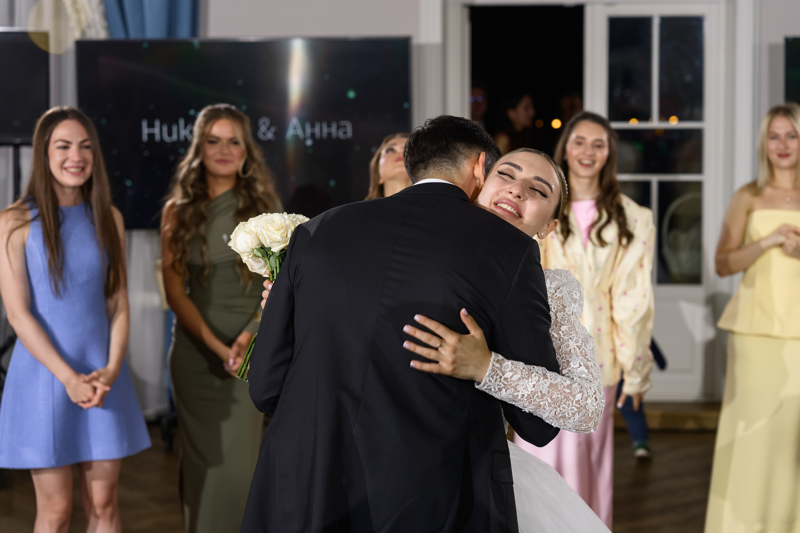 Свадебная фотосессия в усадьбе Остафьево. Свадебный фотограф Москва Юрий Кульман